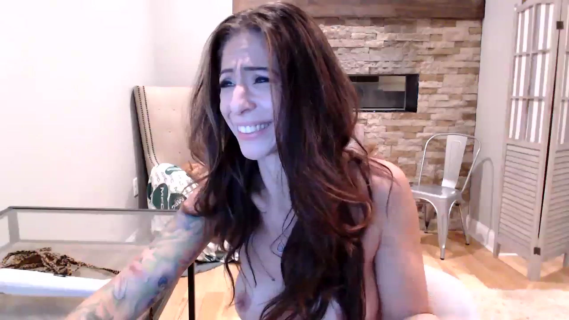 Gallery image thumbnail from AmyDay's myfreecams stream on, 09/05/2023, 06:07 image 11 of 20