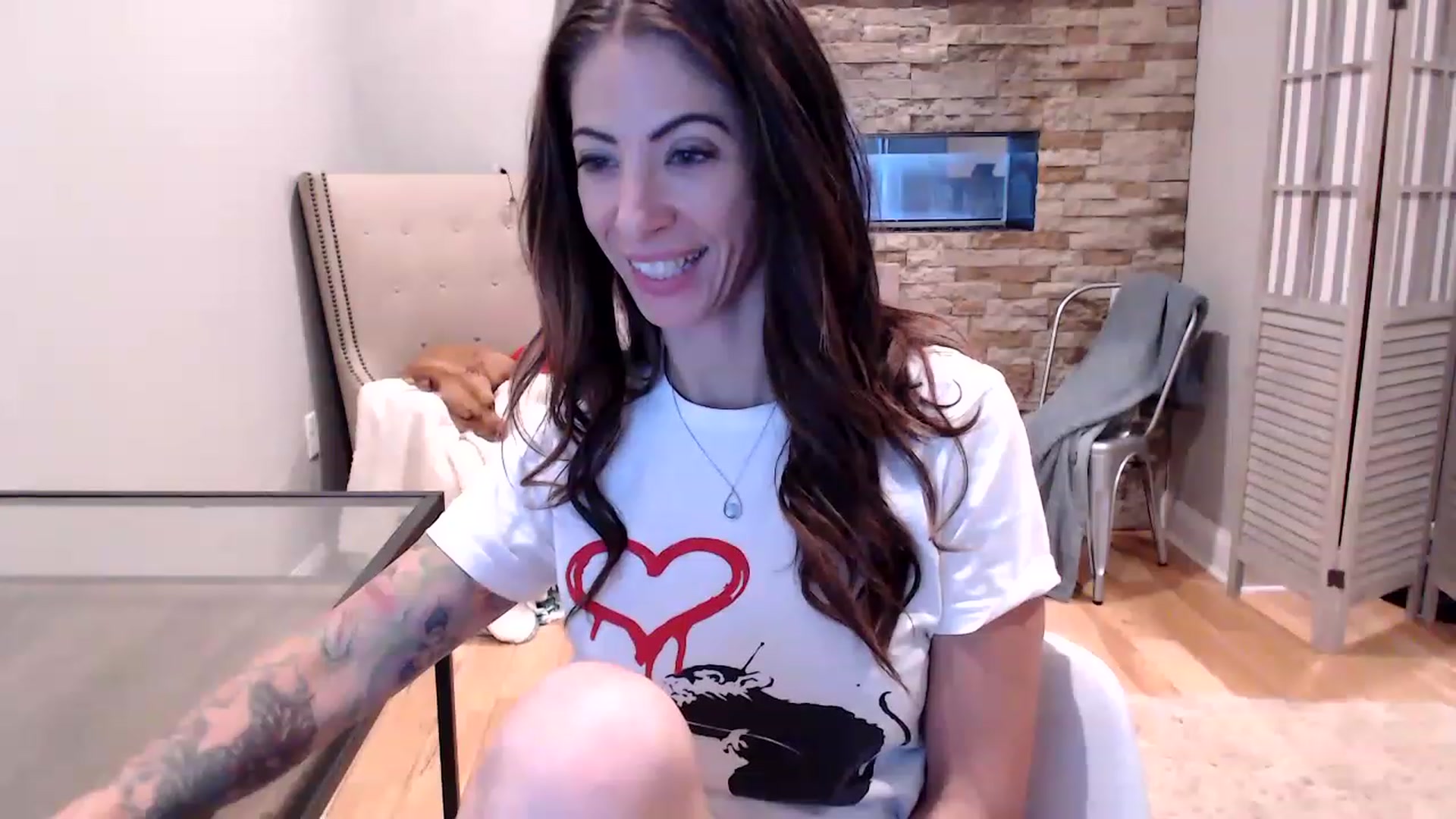 Gallery image thumbnail from AmyDay's myfreecams stream on, 09/07/2023, 15:16 image 10 of 20