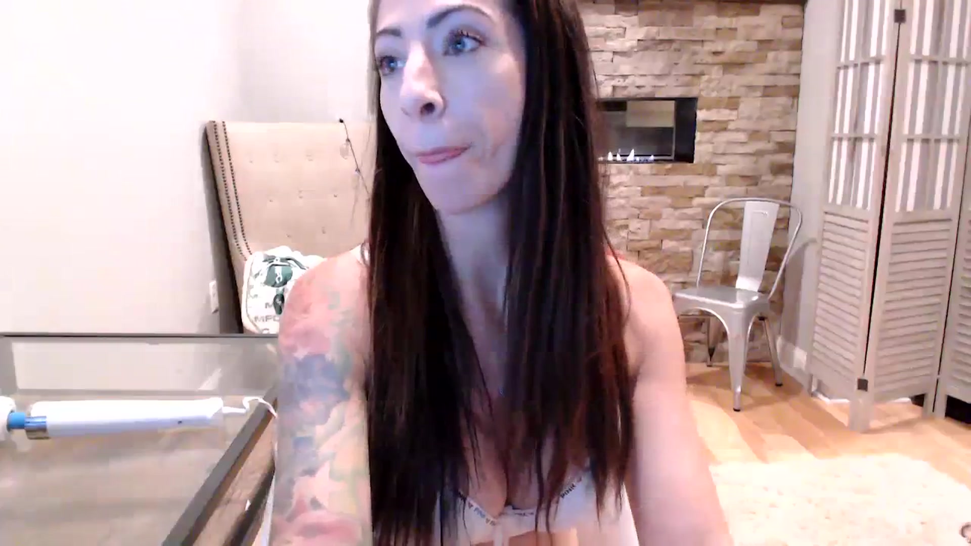 Gallery image thumbnail from AmyDay's myfreecams stream on, 09/13/2023, 04:51 image 19 of 20
