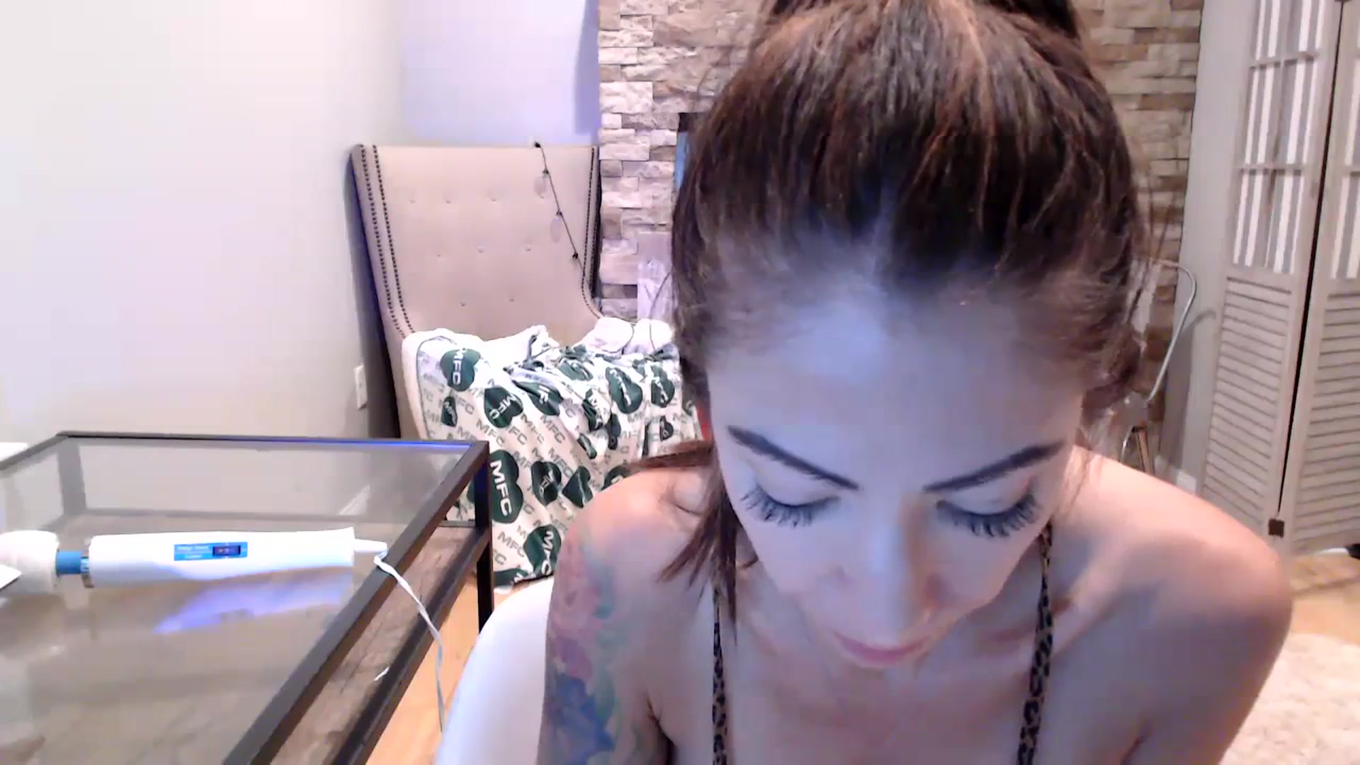 Gallery image thumbnail from AmyDay's myfreecams stream on, 09/15/2023, 07:09 image 11 of 20