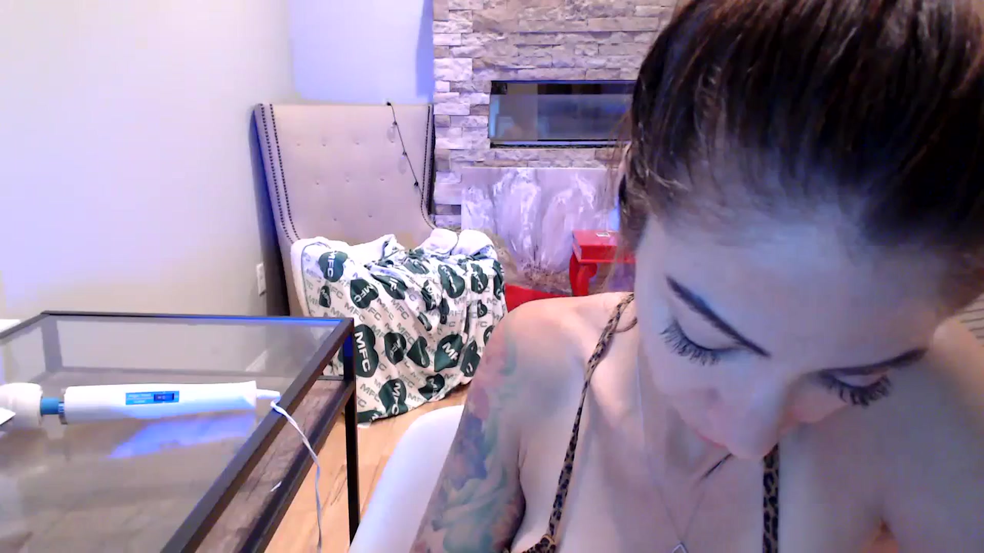 Gallery image thumbnail from AmyDay's myfreecams stream on, 09/15/2023, 07:09 image 14 of 20