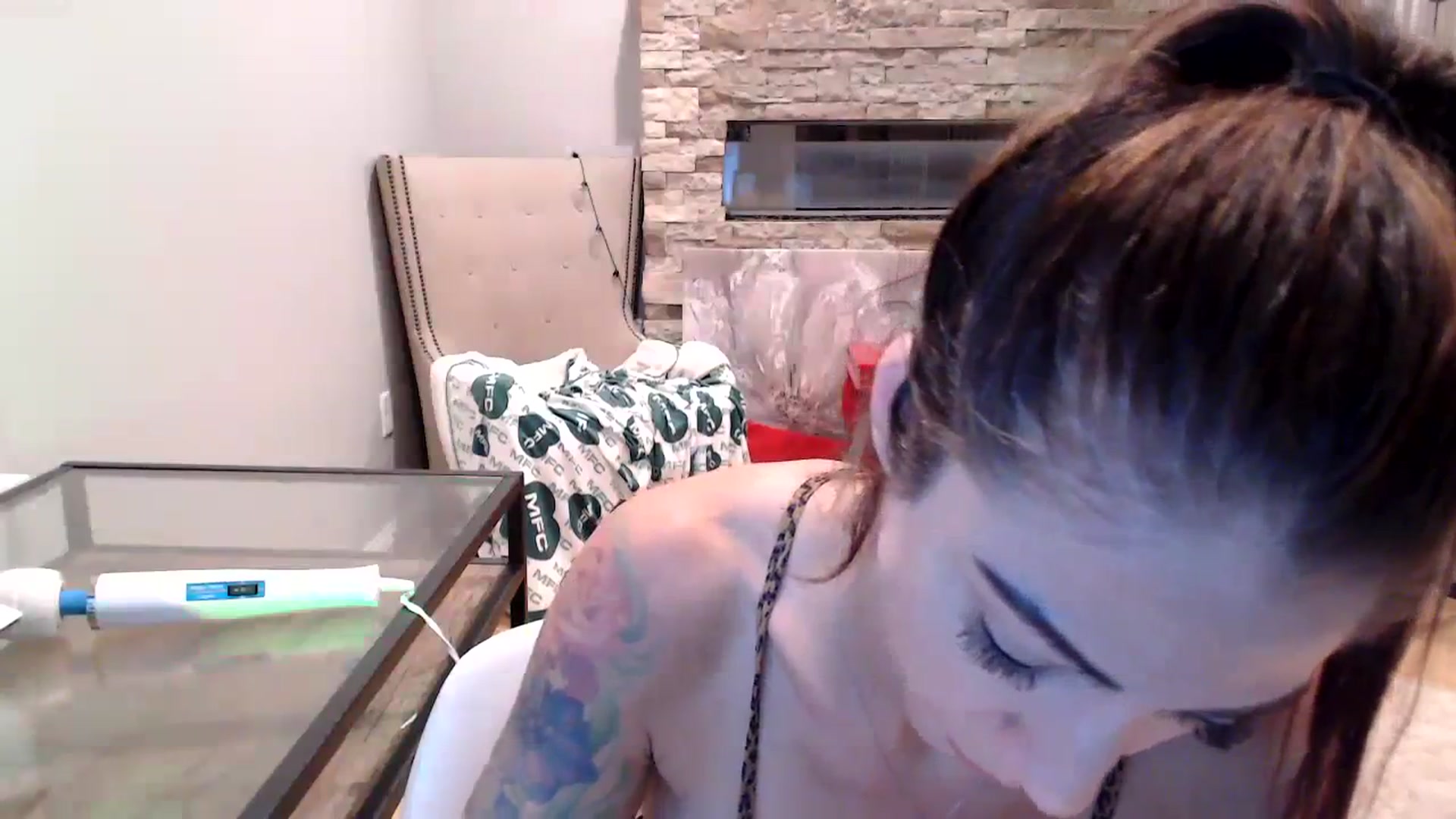 Gallery image thumbnail from AmyDay's myfreecams stream on, 09/15/2023, 07:09 image 3 of 20