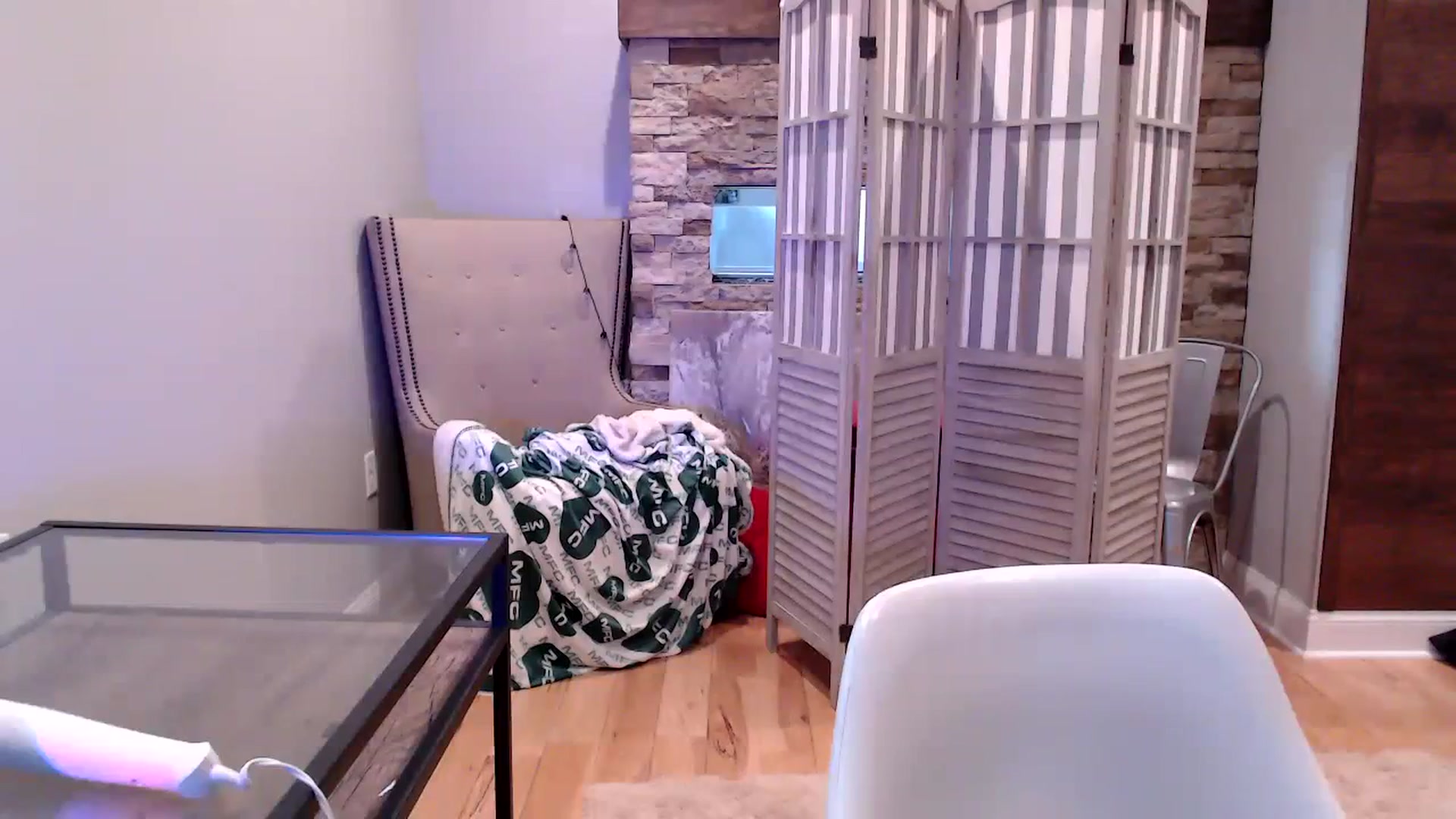 Gallery image thumbnail from AmyDay's myfreecams stream on, 09/15/2023, 17:45 image 18 of 20