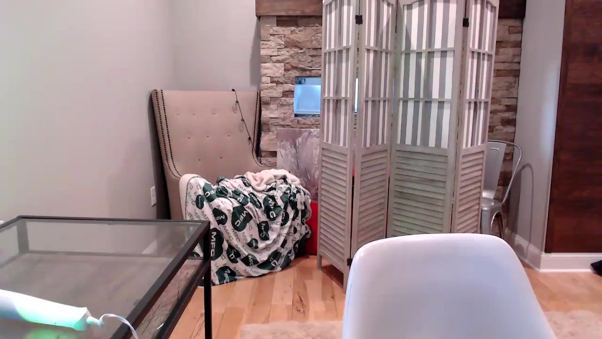 Gallery image thumbnail from AmyDay's myfreecams stream on, 09/15/2023, 17:45 image 15 of 20