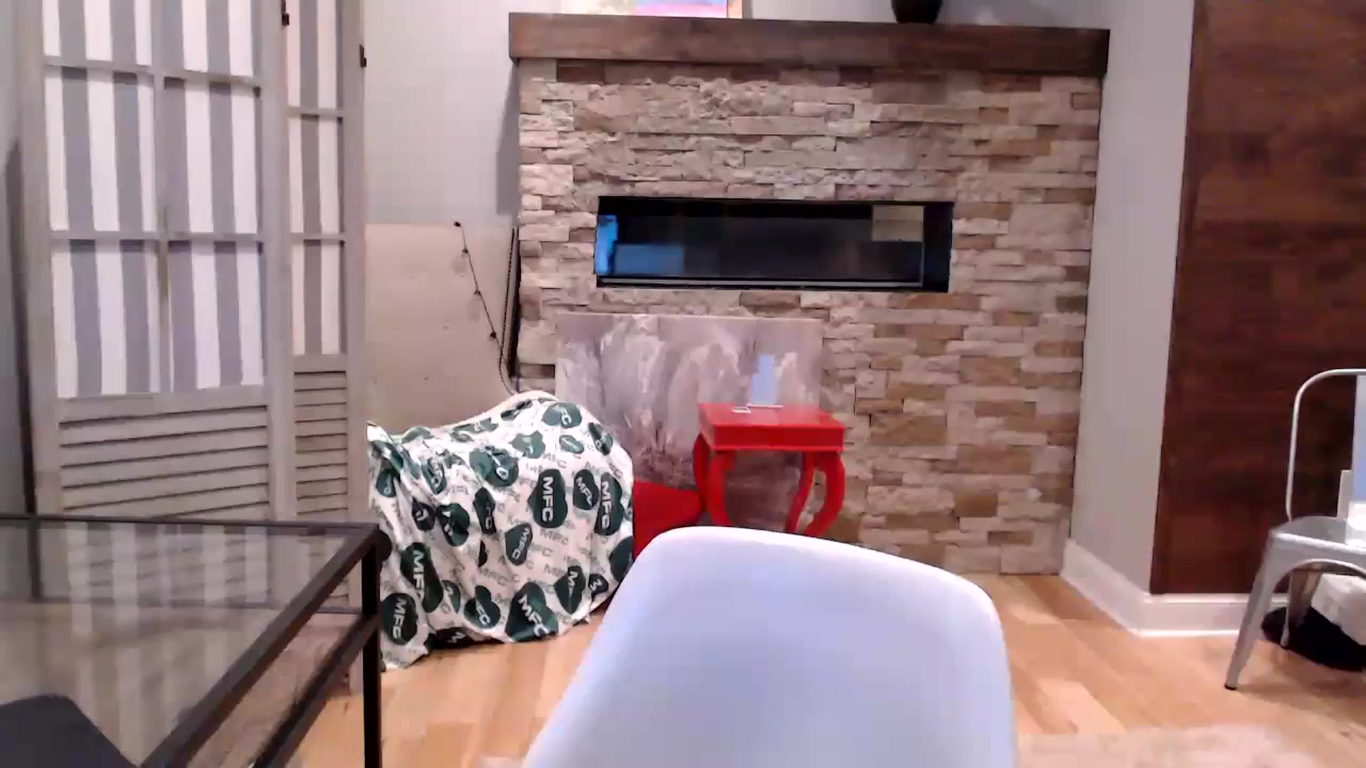 Gallery image thumbnail from AmyDay's myfreecams stream on, 09/18/2023, 05:21 image 17 of 20