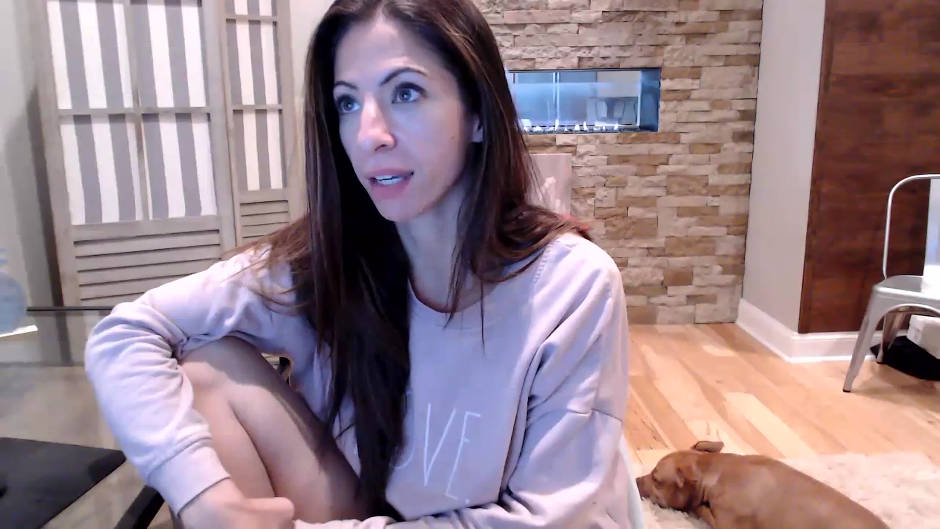 Gallery image thumbnail from AmyDay's myfreecams stream on, 09/22/2023, 18:12 image 2 of 20