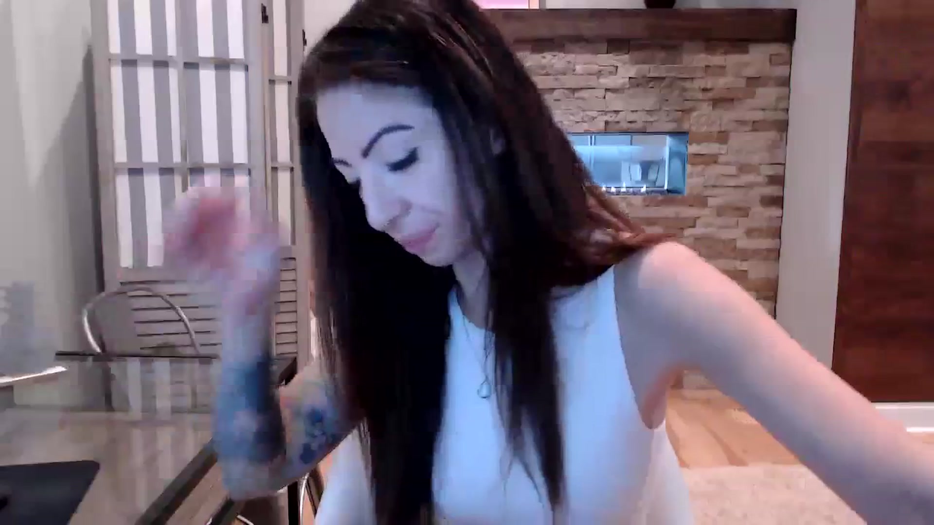 Gallery image thumbnail from AmyDay's myfreecams stream on, 10/03/2023, 15:51 image 19 of 20