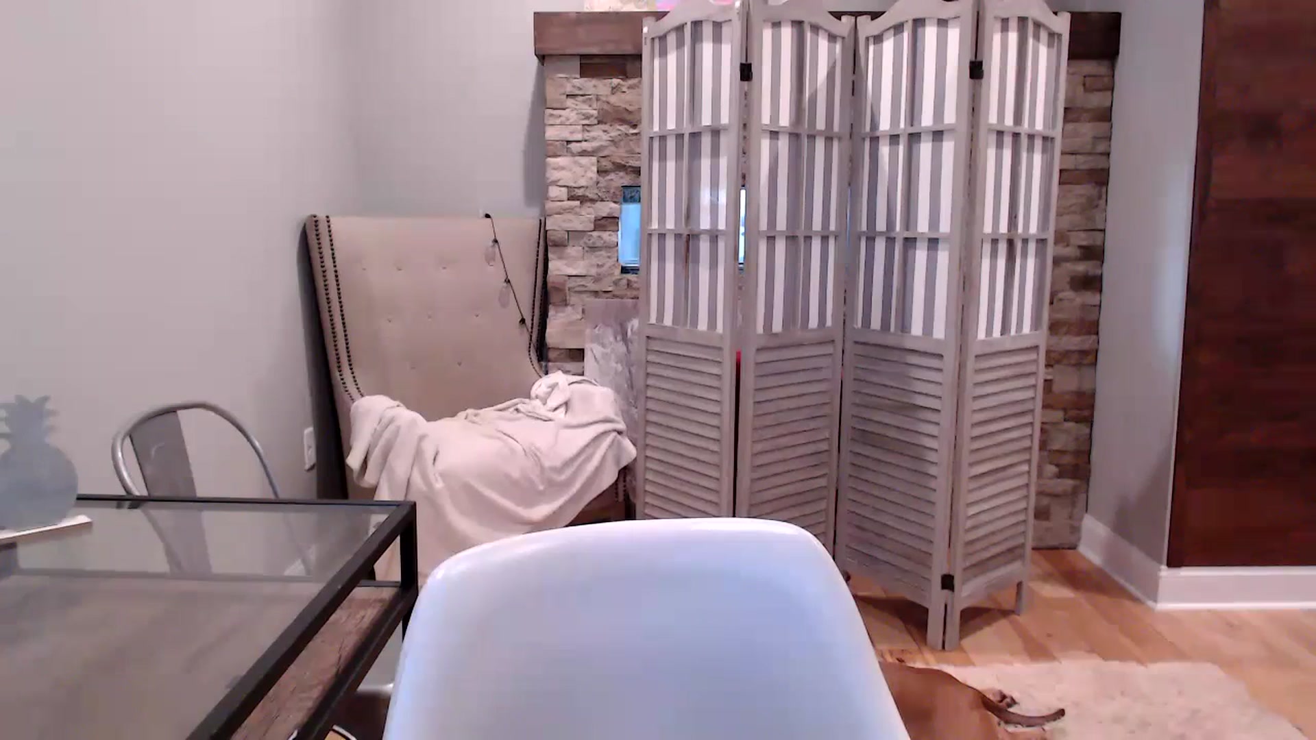 Gallery image thumbnail from AmyDay's myfreecams stream on, 10/03/2023, 17:07 image 13 of 20