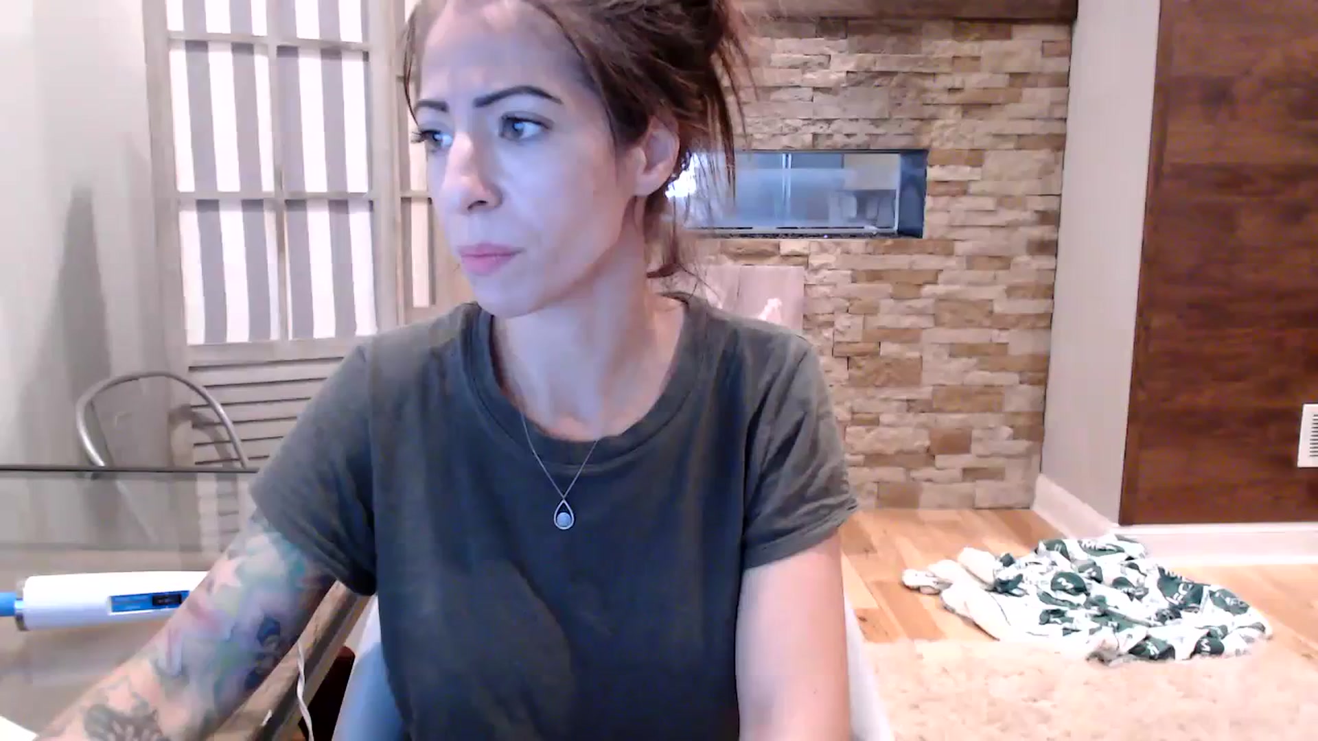 Gallery image thumbnail from AmyDay's myfreecams stream on, 10/06/2023, 17:44 image 19 of 20