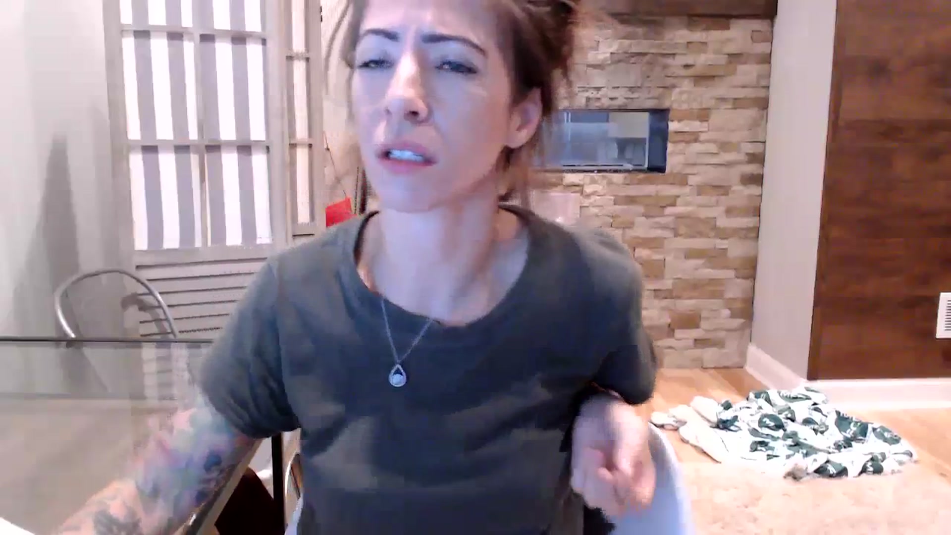 Gallery image thumbnail from AmyDay's myfreecams stream on, 10/06/2023, 17:44 image 6 of 20