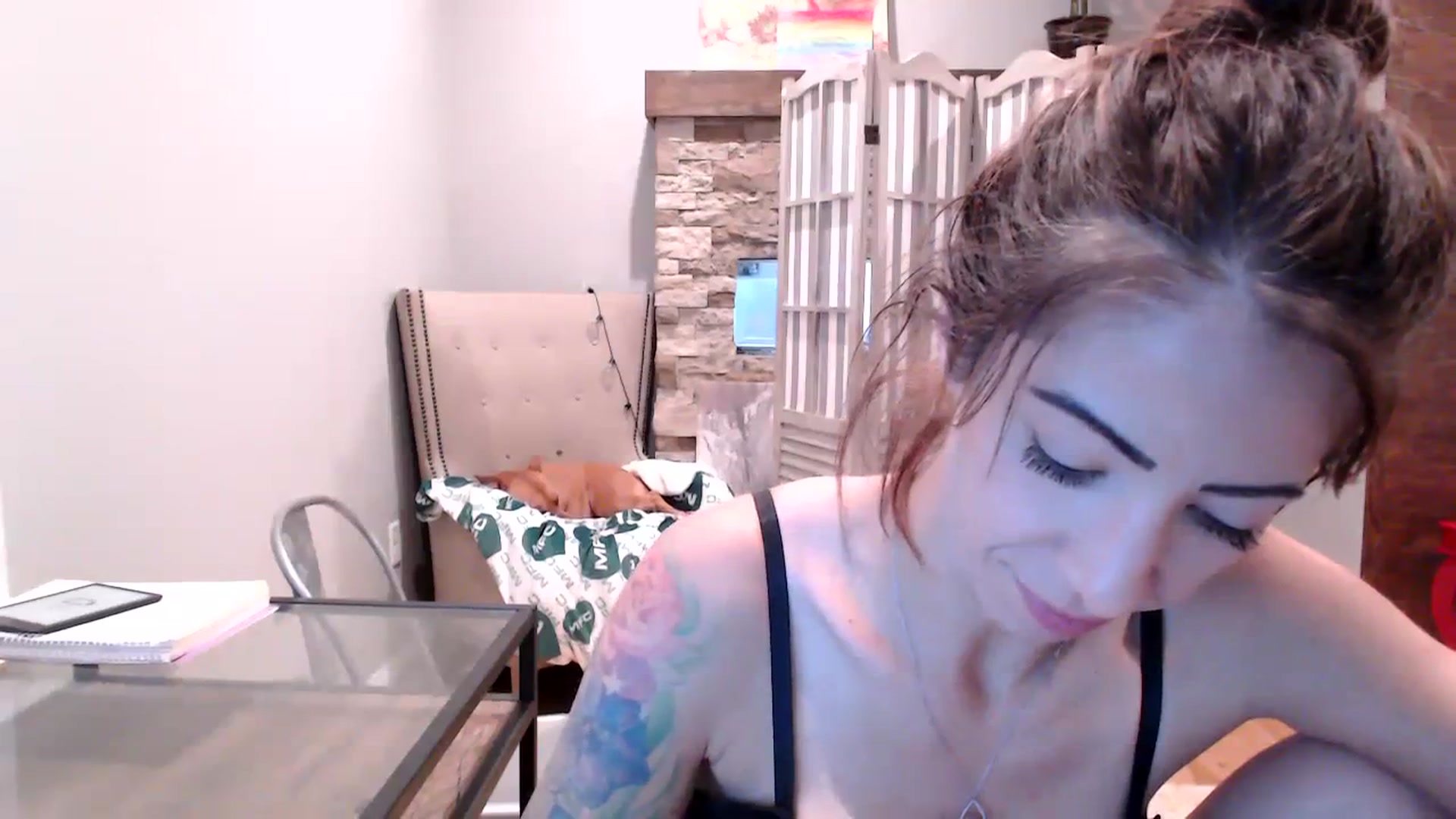 Gallery image thumbnail from AmyDay's myfreecams stream on, 10/11/2023, 17:02 image 20 of 20