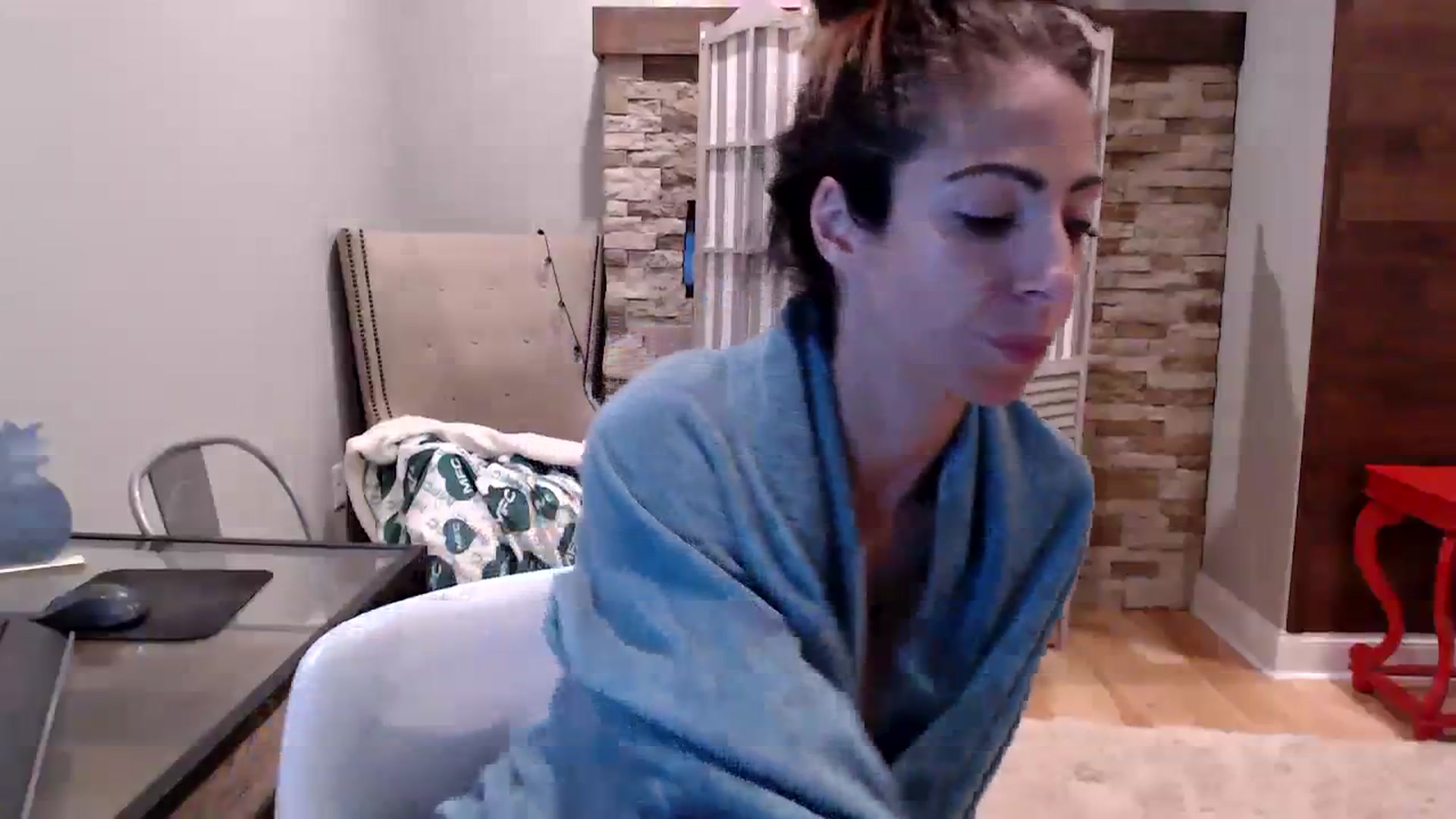 Gallery image thumbnail from AmyDay's myfreecams stream on, 10/14/2023, 07:06 image 17 of 20