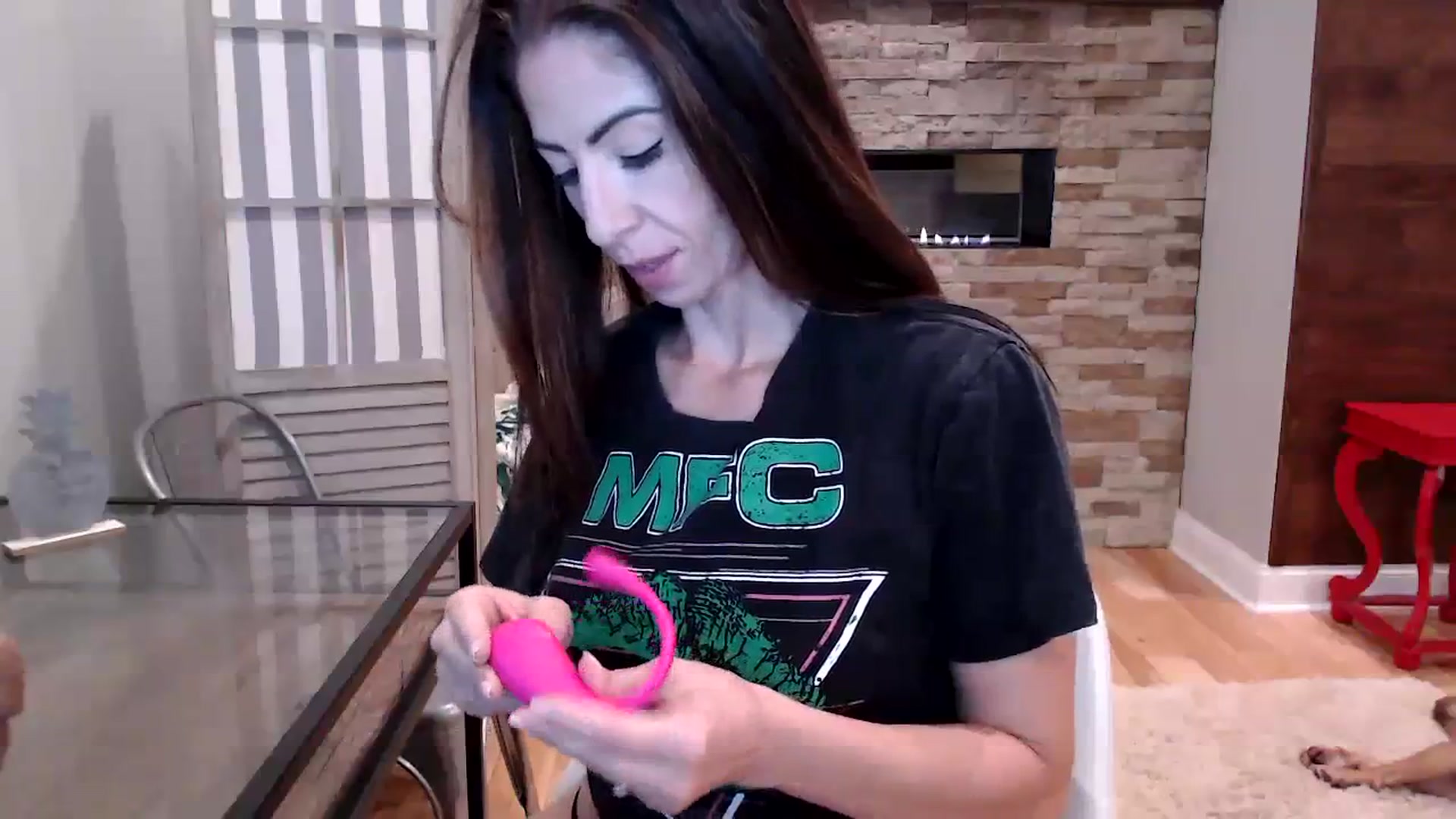 Gallery image thumbnail from AmyDay's myfreecams stream on, 10/17/2023, 03:30 image 2 of 20