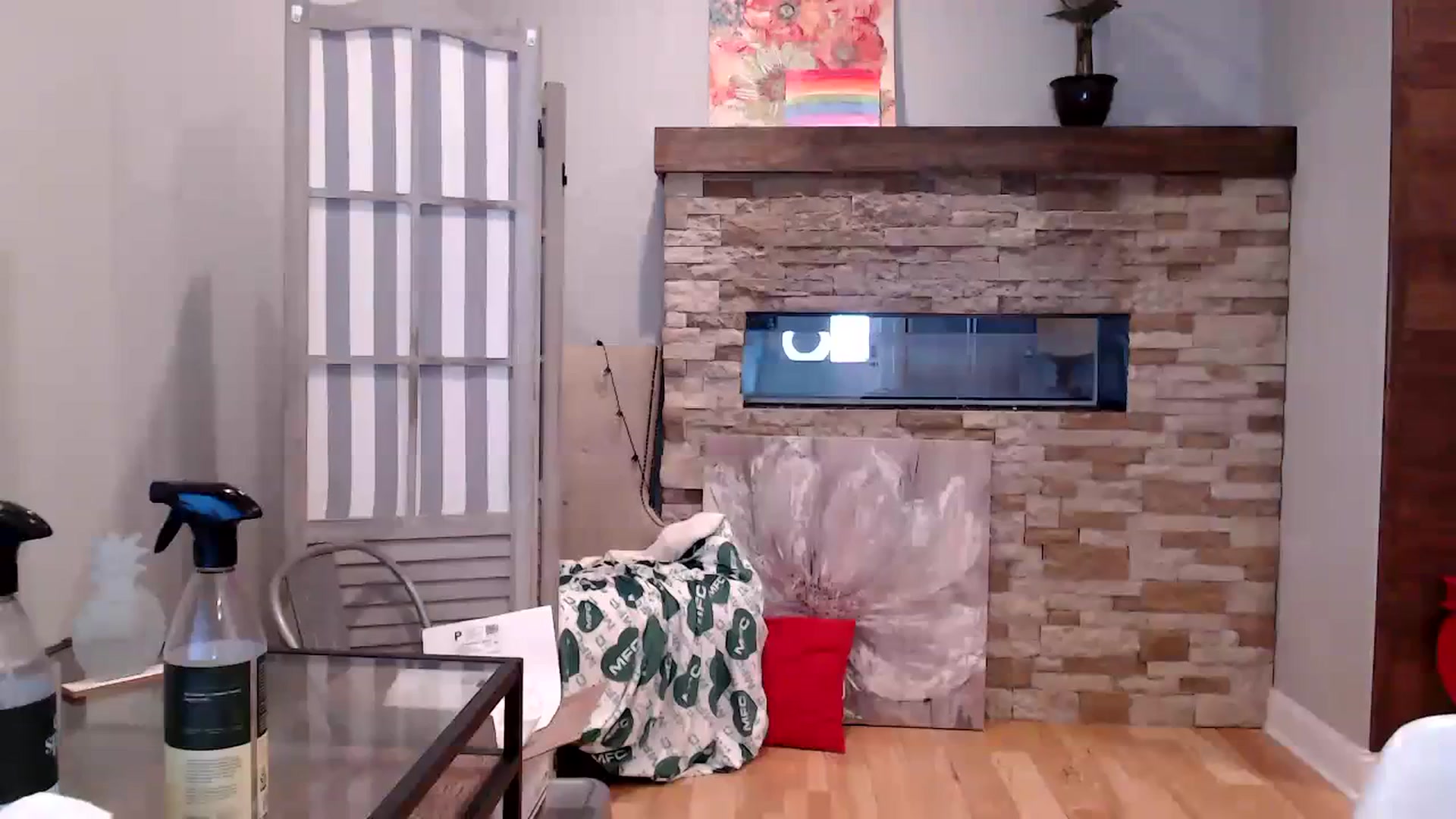 Gallery image thumbnail from AmyDay's myfreecams stream on, 10/18/2023, 17:05 image 10 of 20