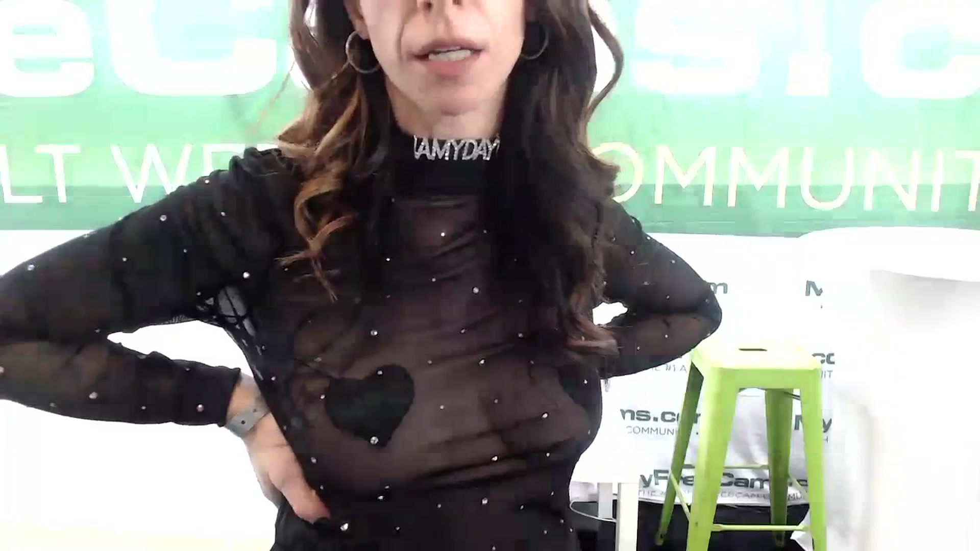 Gallery image thumbnail from AmyDay's myfreecams stream on, 11/04/2023, 20:48 image 13 of 20