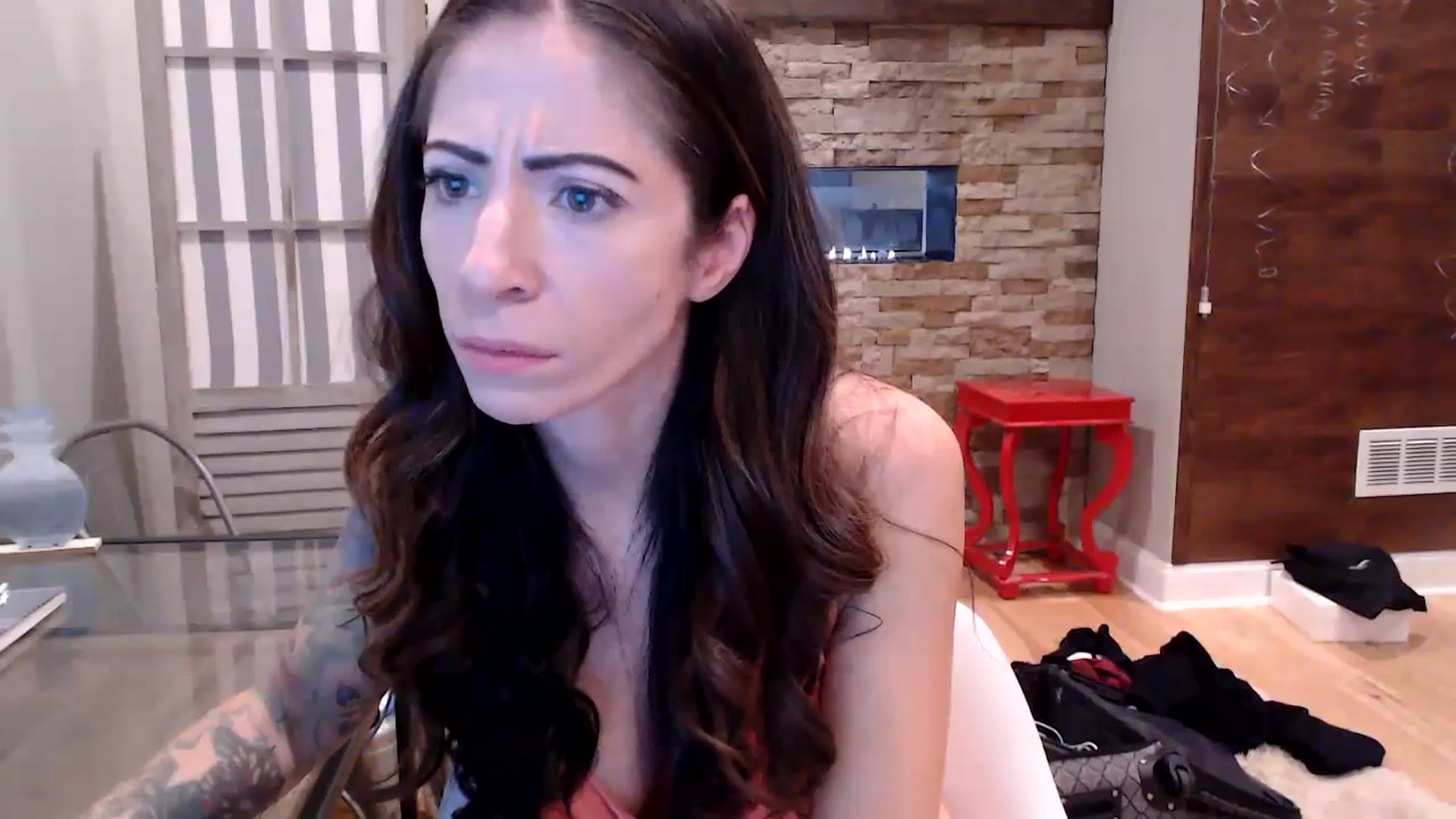 Gallery image thumbnail from AmyDay's myfreecams stream on, 11/06/2023, 17:58 image 9 of 20