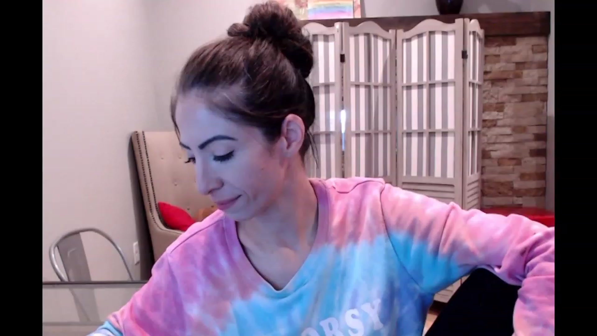 Gallery image thumbnail from AmyDay's myfreecams stream on, 11/17/2023, 18:10 image 3 of 20