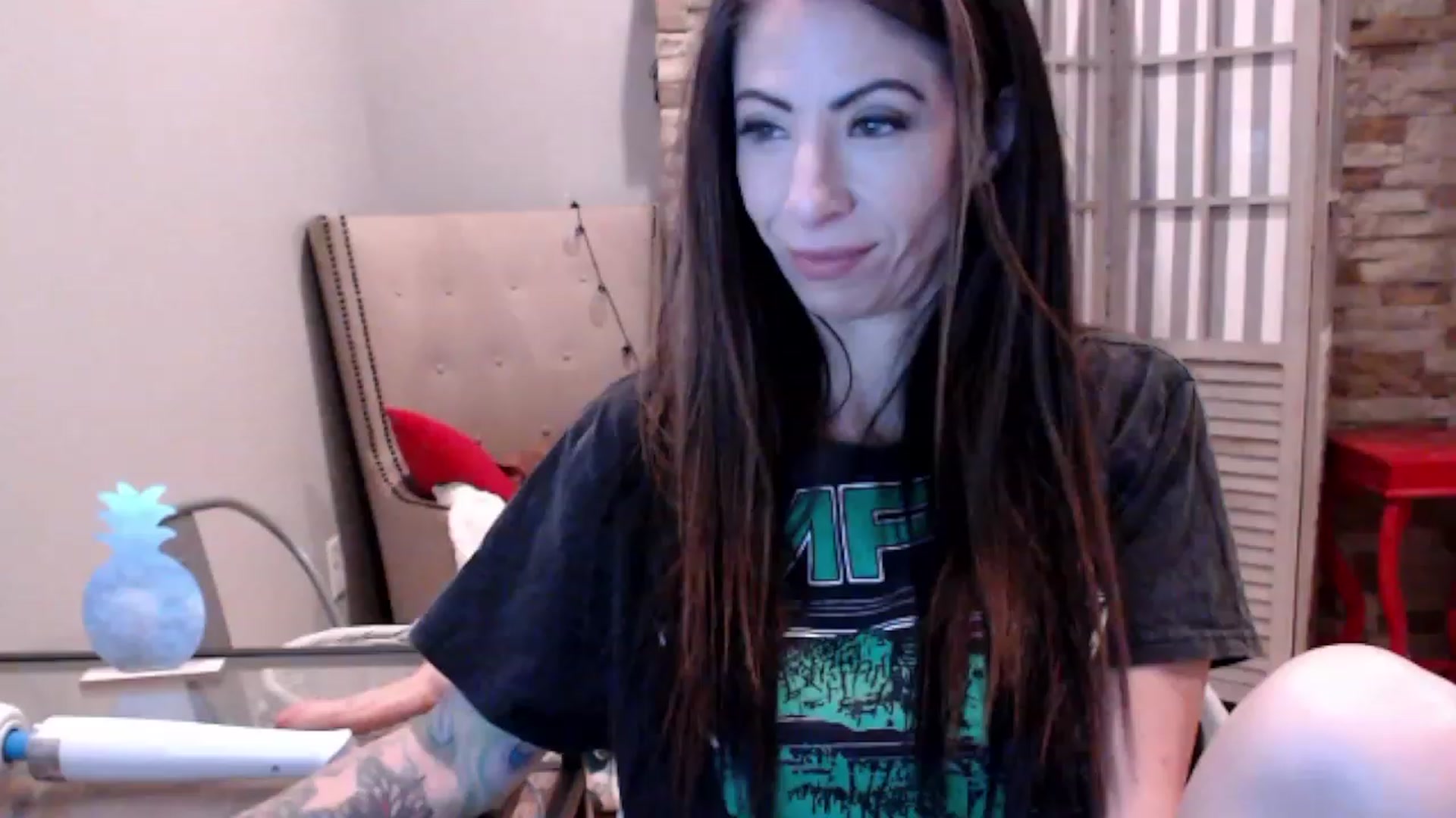 Gallery image thumbnail from AmyDay's myfreecams stream on, 11/30/2023, 19:17 image 17 of 20