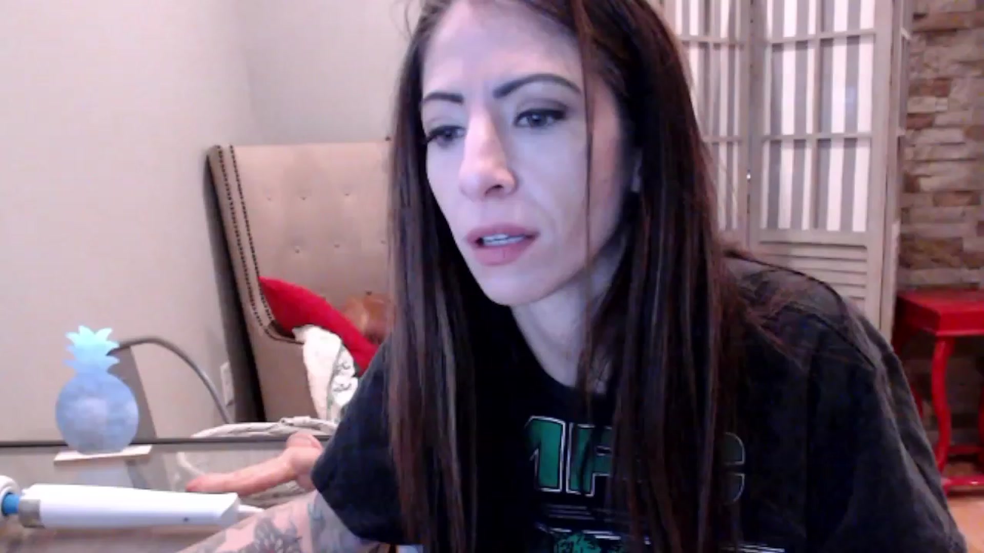 Gallery image thumbnail from AmyDay's myfreecams stream on, 11/30/2023, 19:17 image 15 of 20