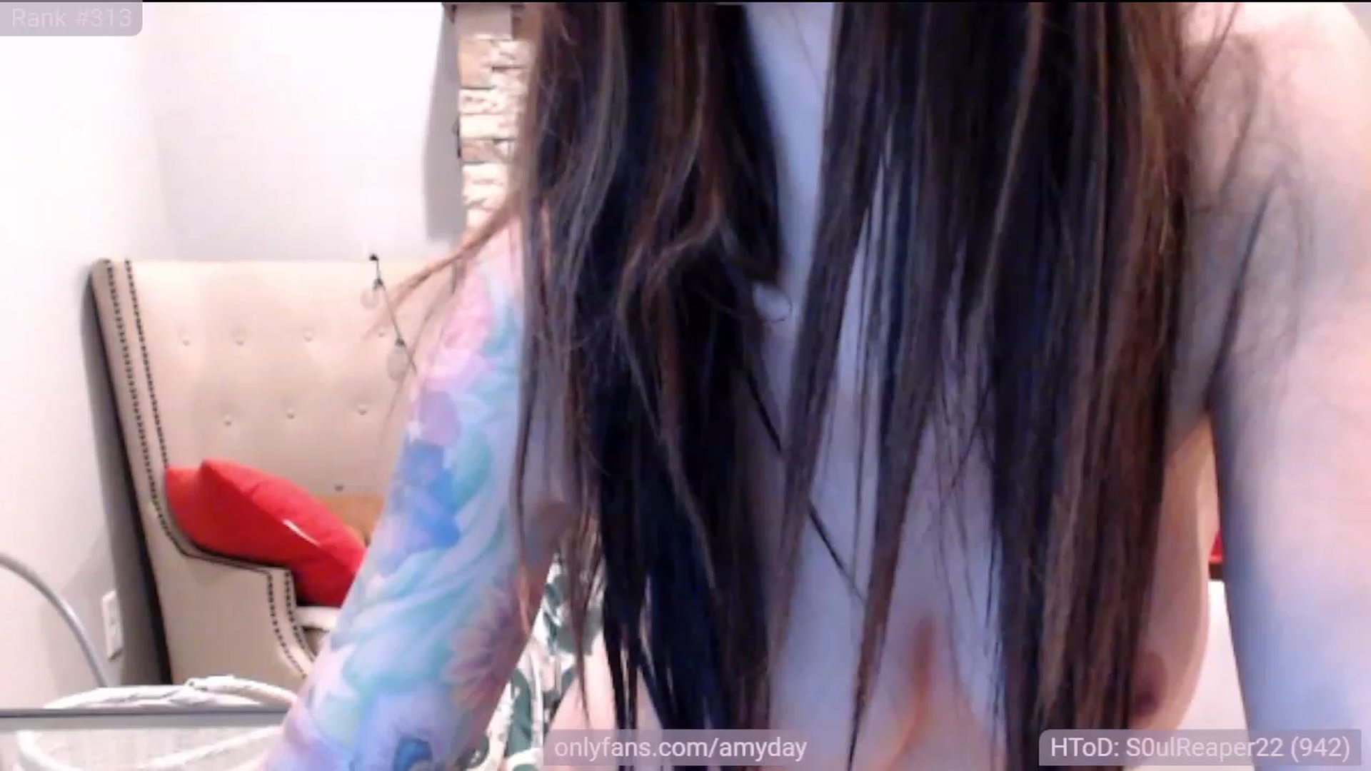 Gallery image thumbnail from AmyDay's myfreecams stream on, 12/05/2023, 07:08 image 12 of 20