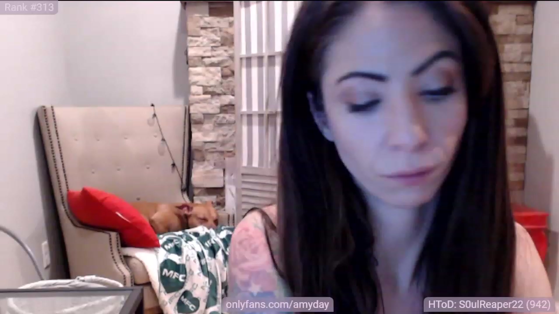Gallery image thumbnail from AmyDay's myfreecams stream on, 12/05/2023, 07:08 image 11 of 20