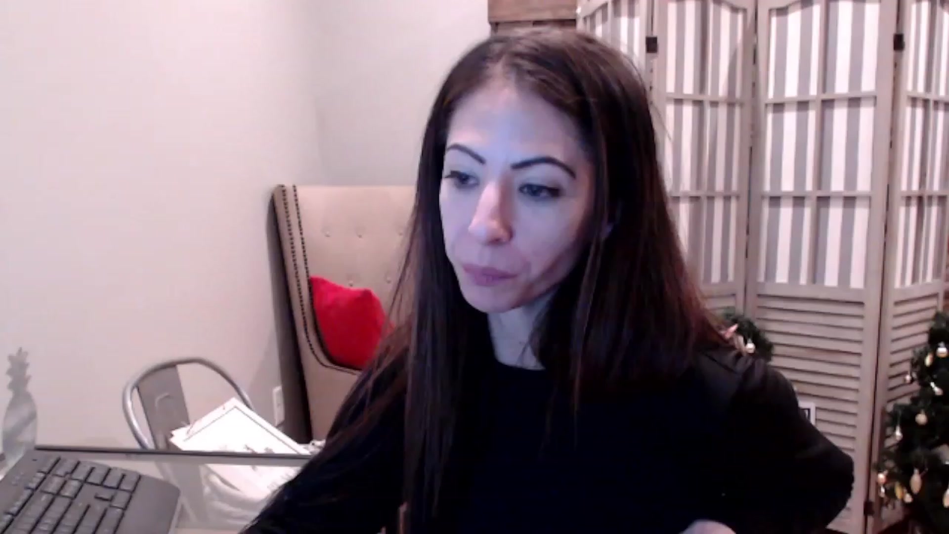 Gallery image thumbnail from AmyDay's myfreecams stream on, 12/13/2023, 19:55 image 11 of 20