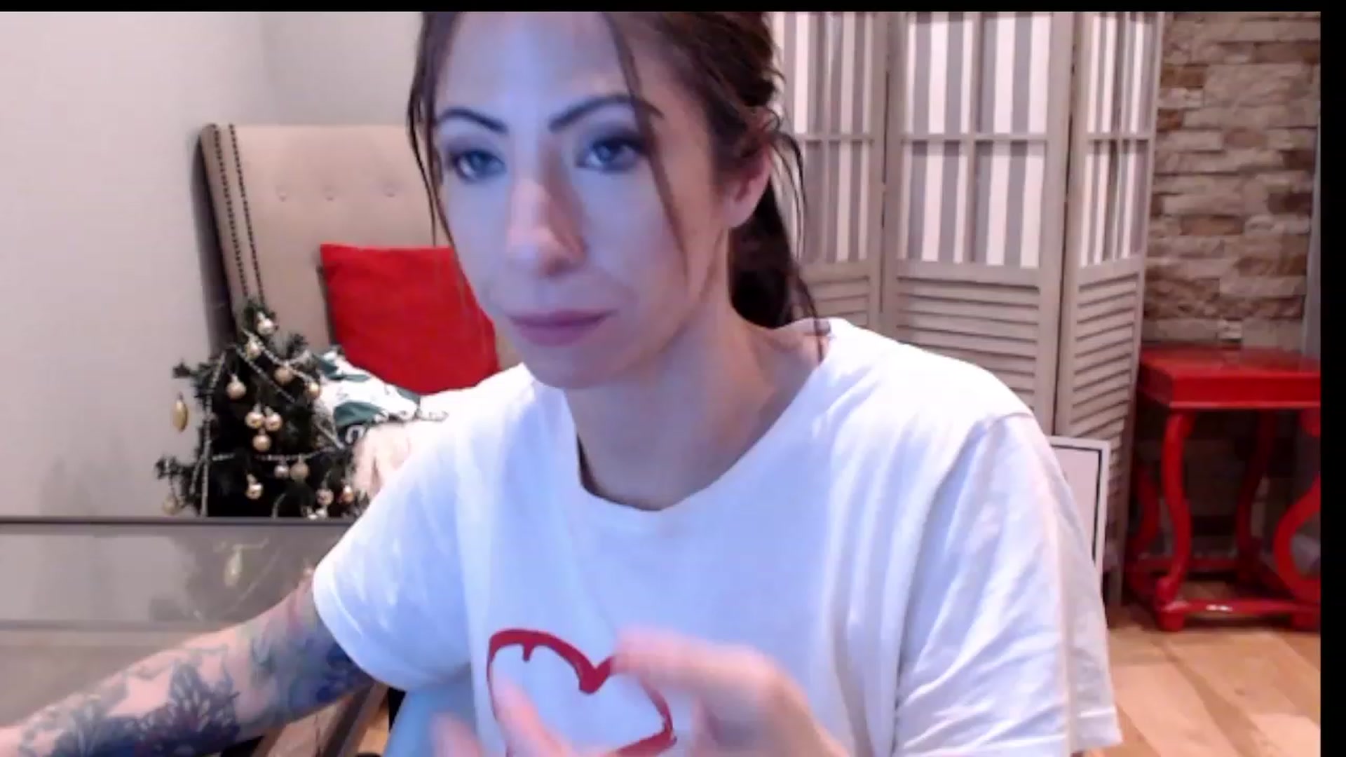 Gallery image thumbnail from AmyDay's myfreecams stream on, 12/31/2023, 07:36 image 19 of 20