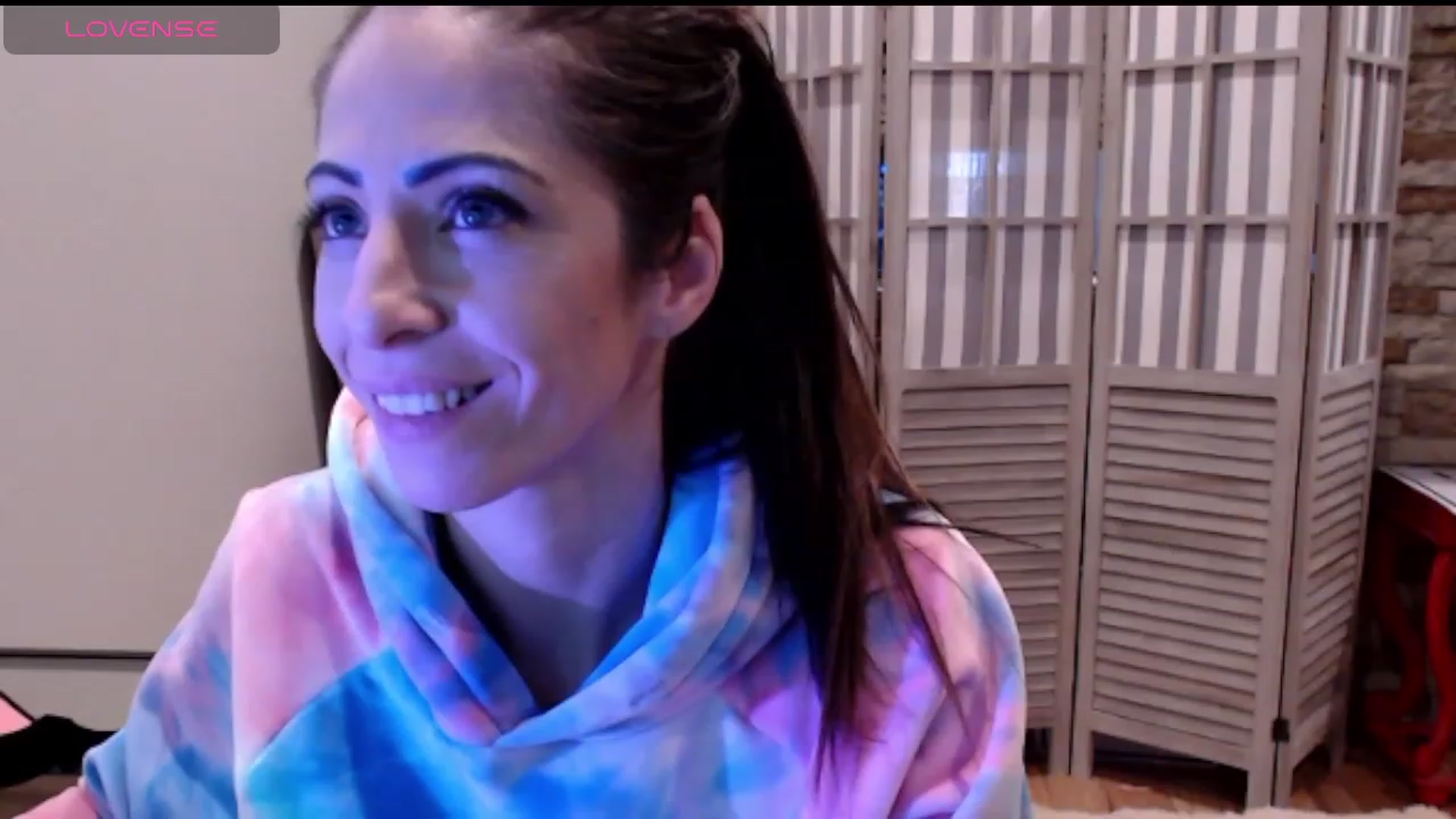 Gallery image thumbnail from AmyDay's myfreecams stream on, 01/08/2024, 18:58 image 18 of 20