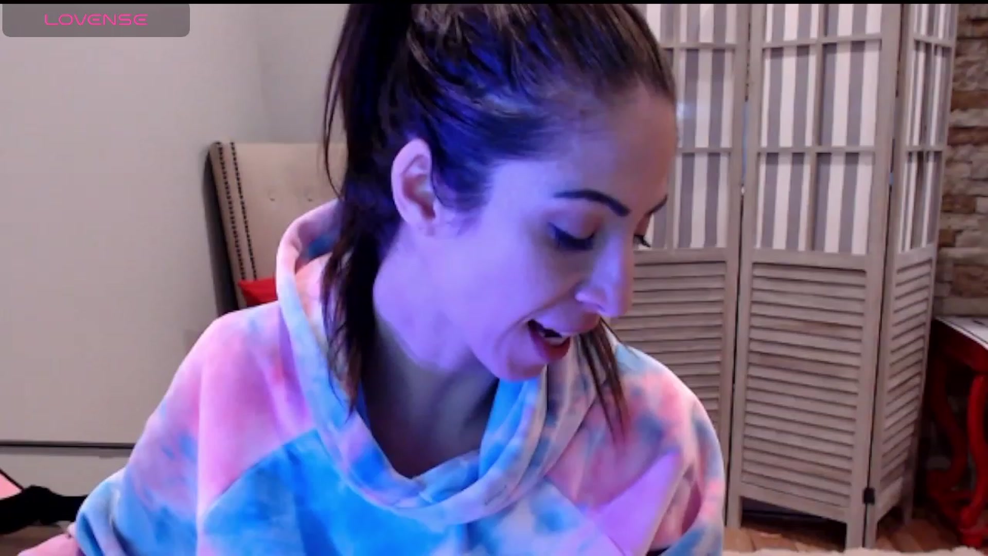 Gallery image thumbnail from AmyDay's myfreecams stream on, 01/08/2024, 18:58 image 7 of 20