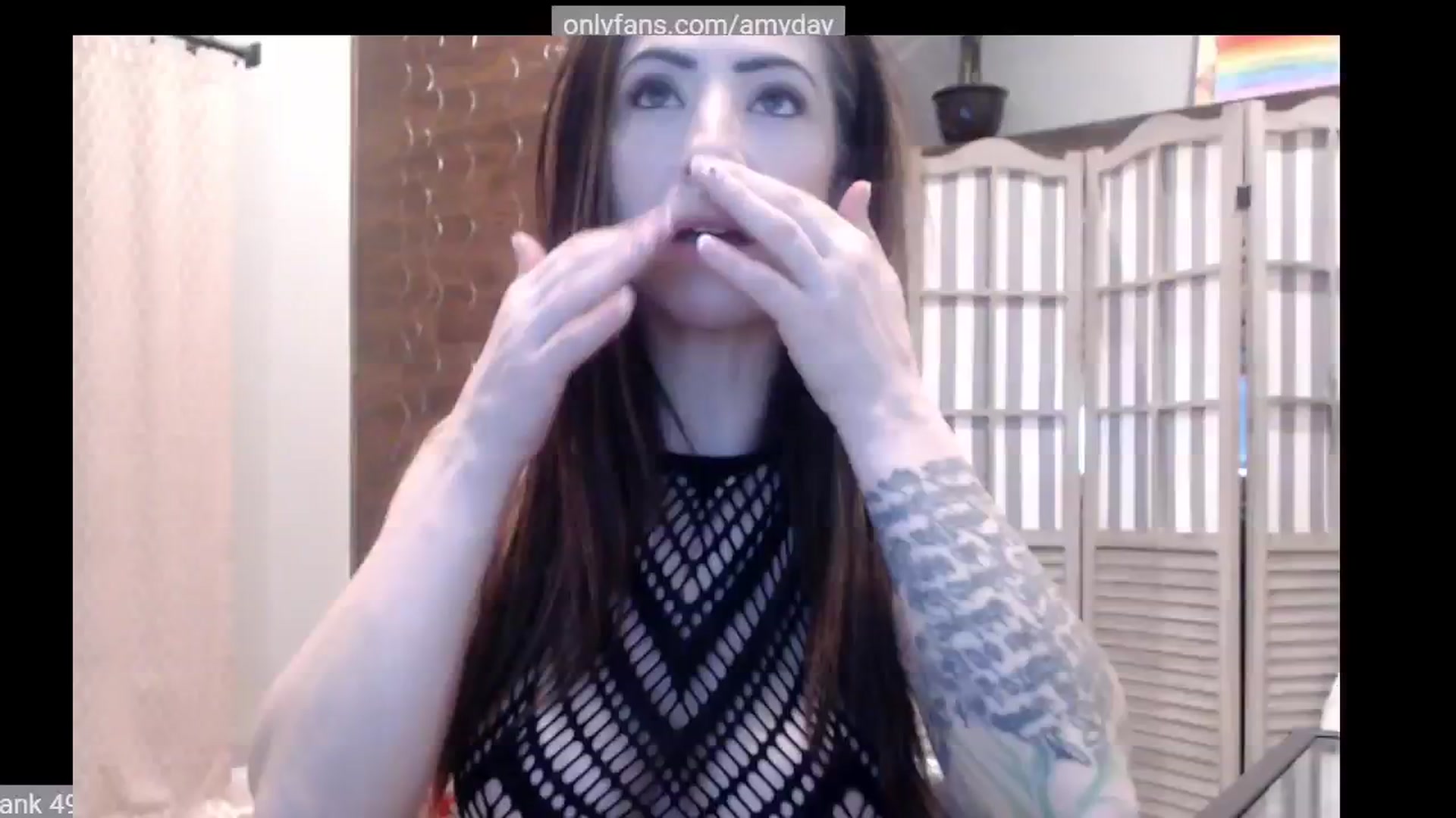 Gallery image thumbnail from AmyDay's myfreecams stream on, 02/08/2024, 17:21 image 6 of 20