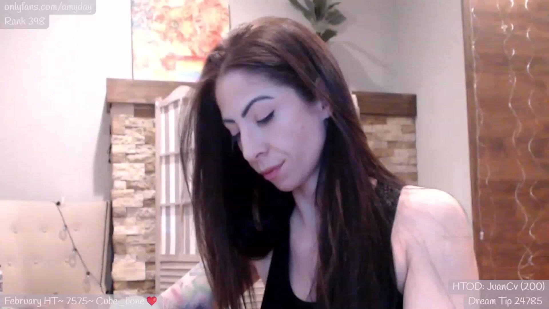 Gallery image thumbnail from AmyDay's myfreecams stream on, 02/29/2024, 18:31 image 13 of 20
