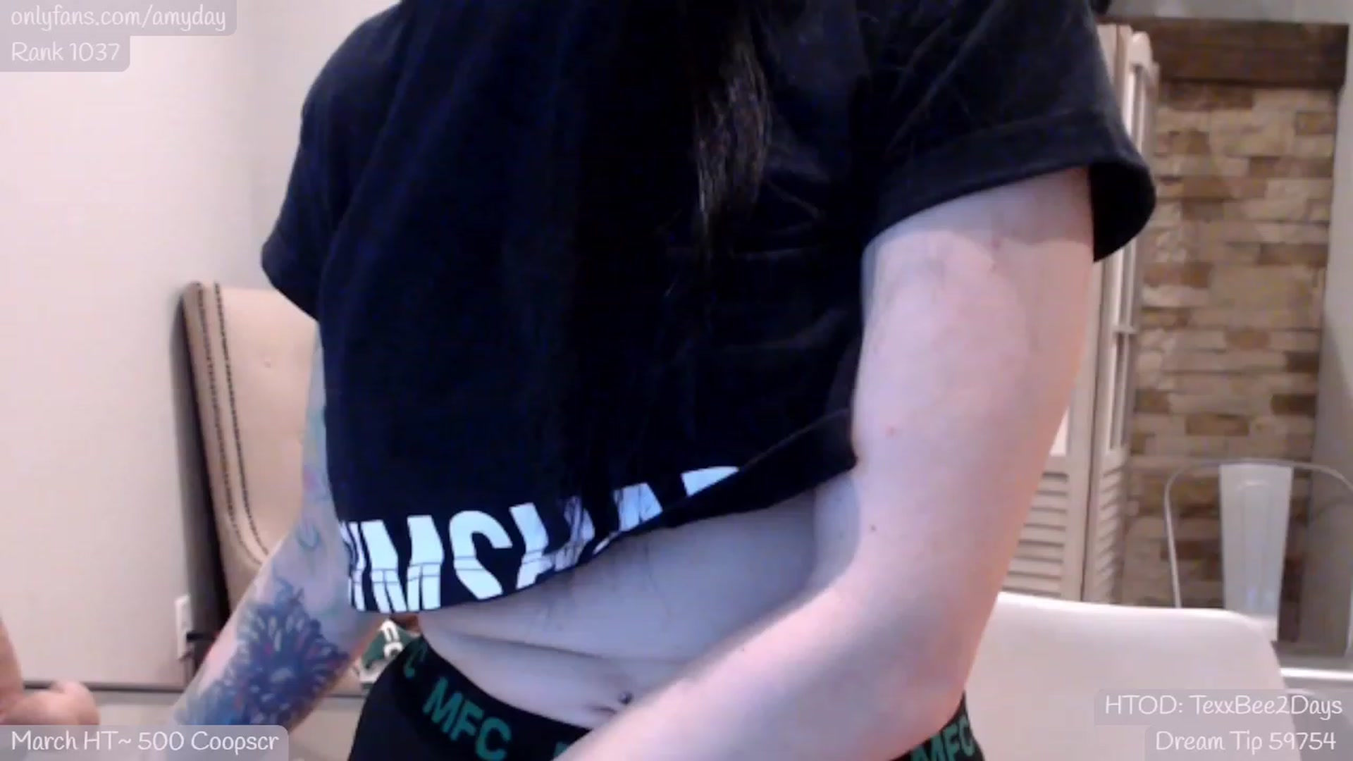 Gallery image thumbnail from AmyDay's myfreecams stream on, 03/05/2024, 18:30 image 12 of 20