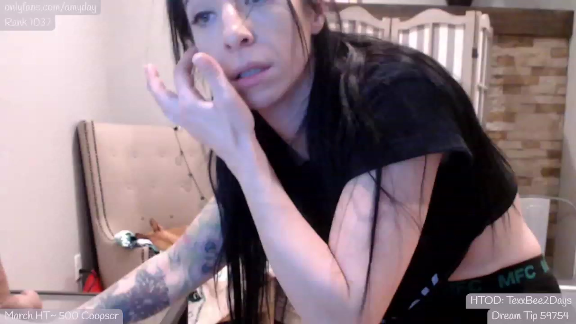Gallery image thumbnail from AmyDay's myfreecams stream on, 03/05/2024, 18:30 image 11 of 20