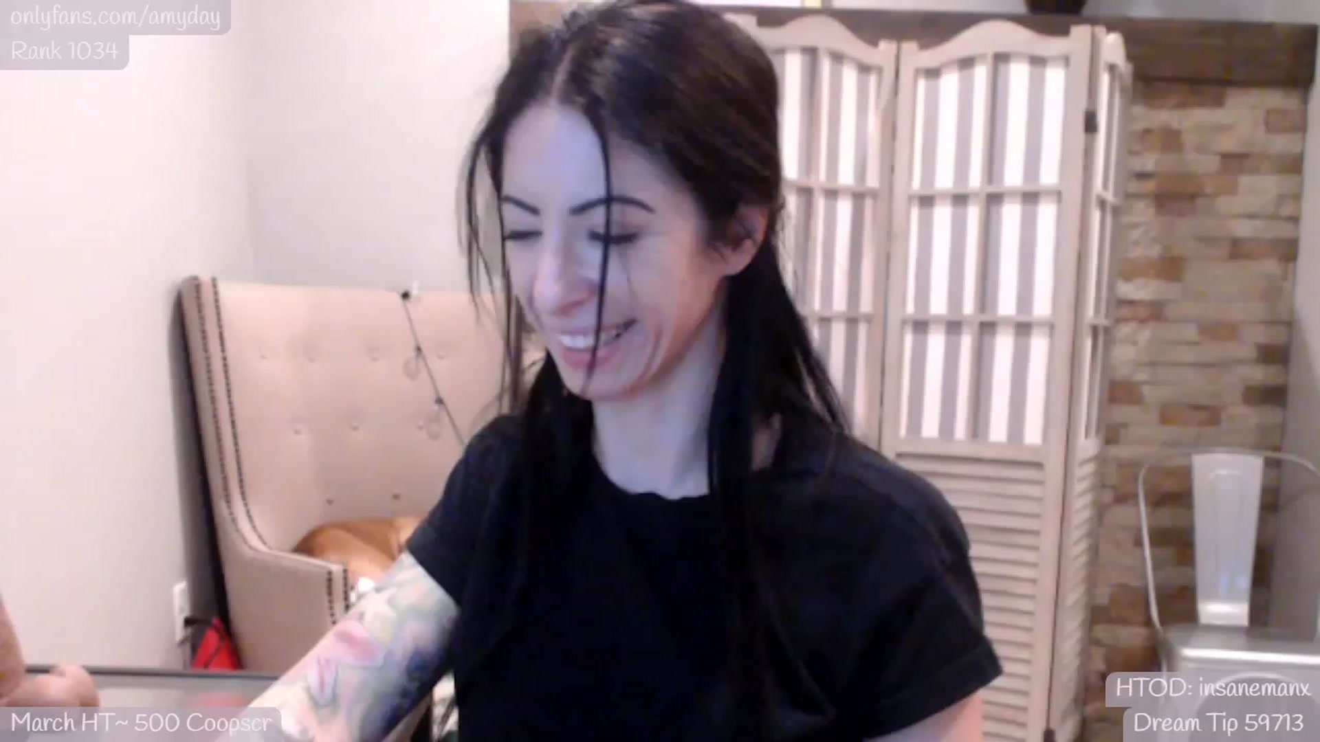 Gallery image thumbnail from AmyDay's myfreecams stream on, 03/05/2024, 18:30 image 20 of 20