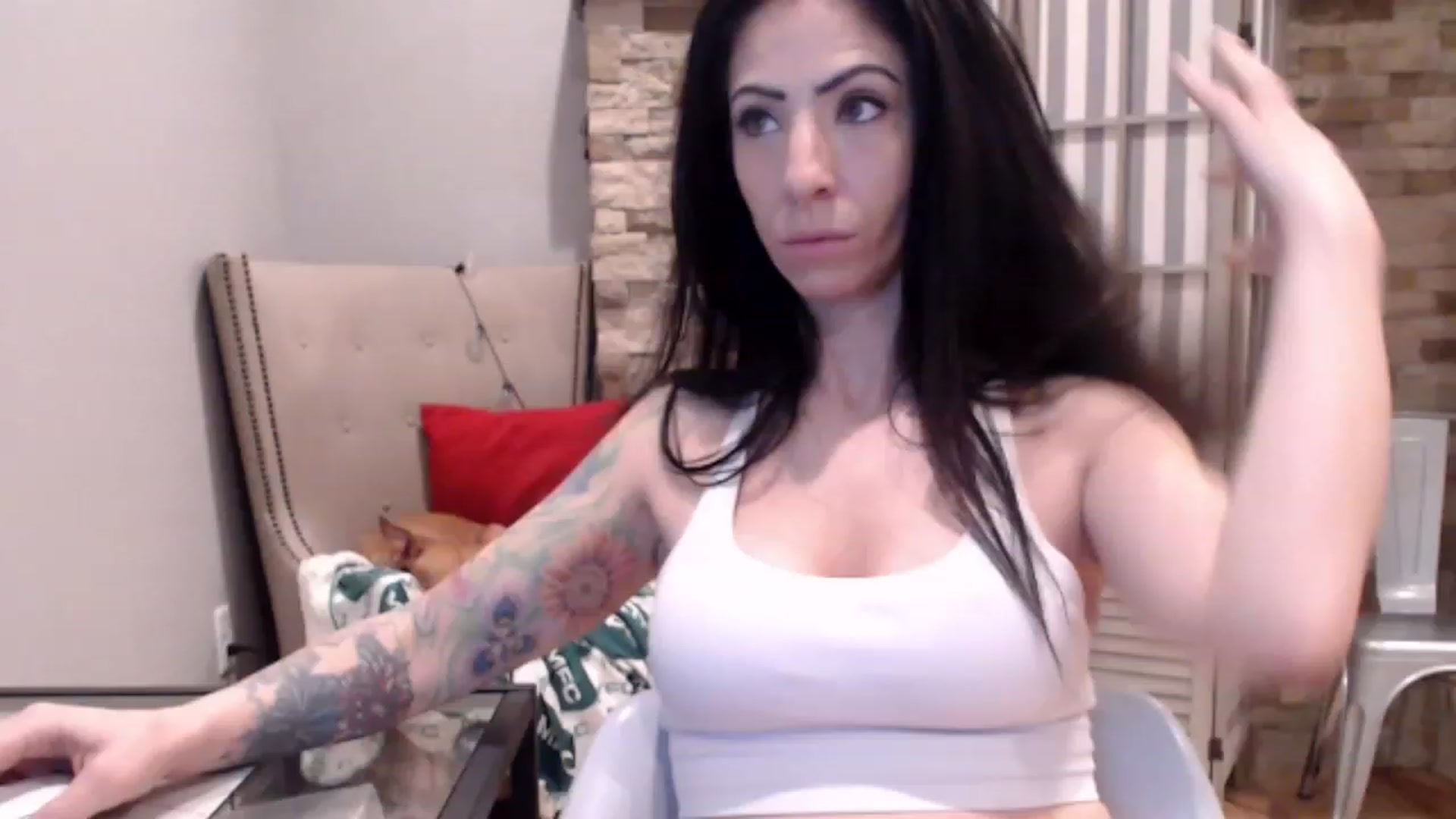 Gallery image thumbnail from AmyDay's myfreecams stream on, 03/07/2024, 17:02 image 17 of 20