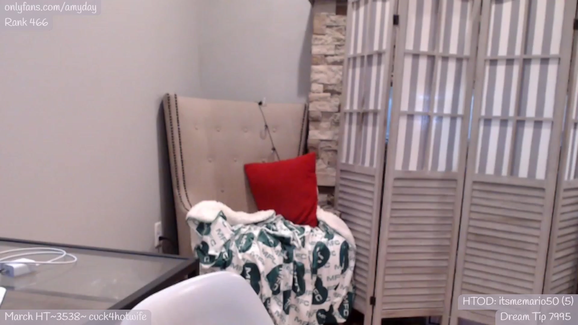 Gallery image thumbnail from AmyDay's myfreecams stream on, 03/08/2024, 18:54 image 17 of 20