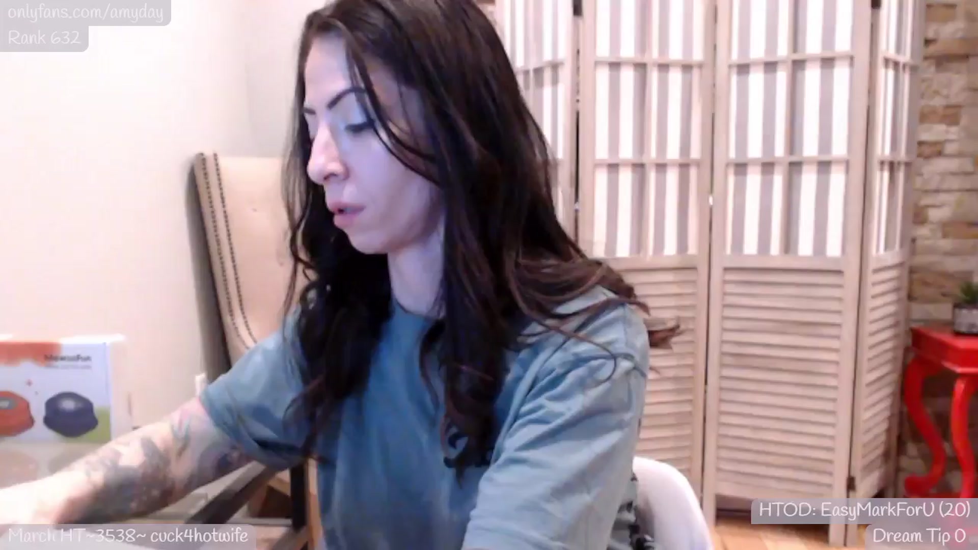 Gallery image thumbnail from AmyDay's myfreecams stream on, 03/25/2024, 06:24 image 8 of 20