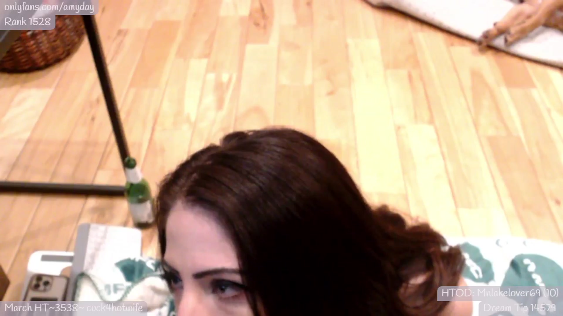 Gallery image thumbnail from AmyDay's myfreecams stream on, 04/02/2024, 06:29 image 3 of 20