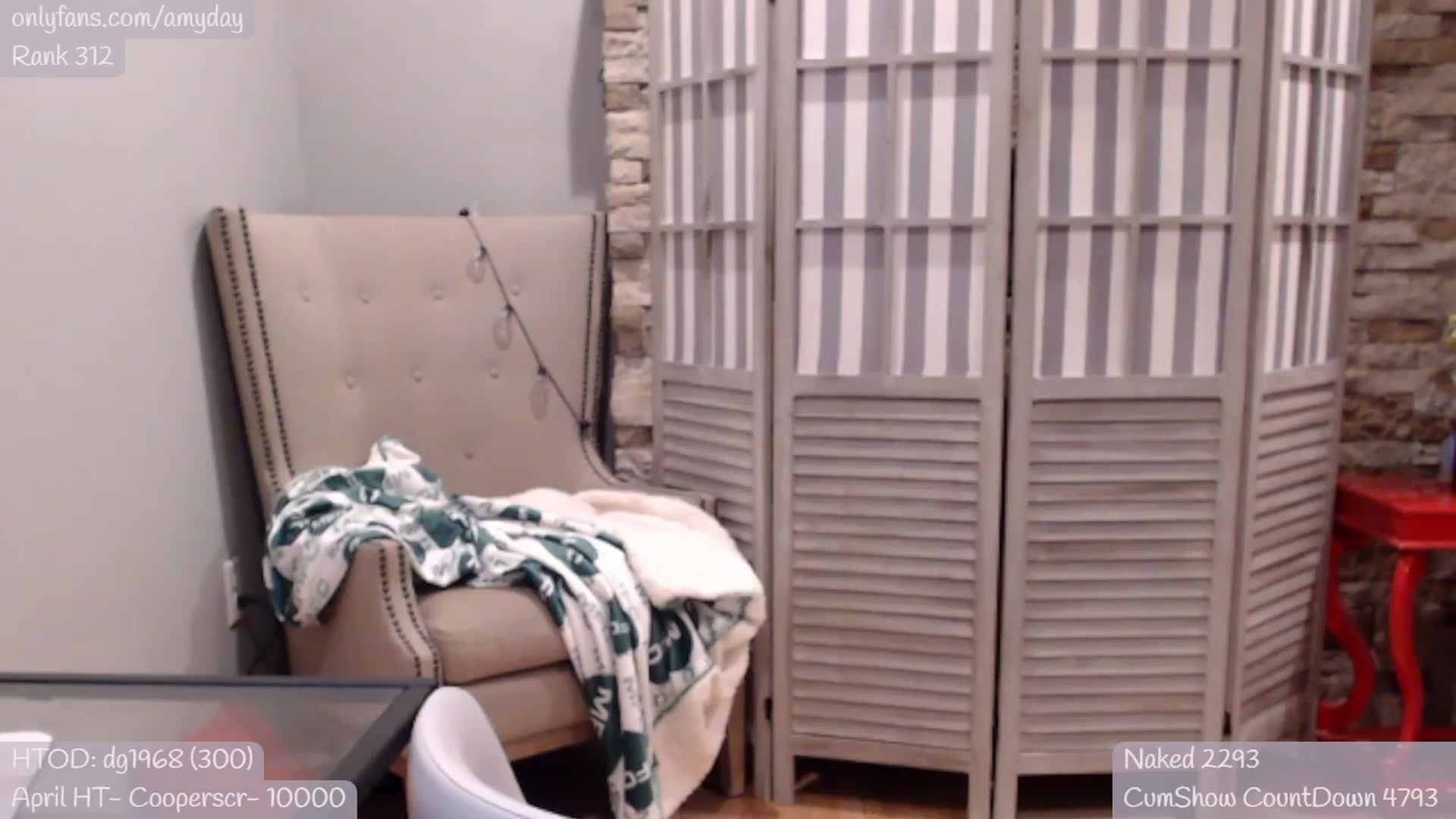 Gallery image thumbnail from AmyDay's myfreecams stream on, 04/08/2024, 05:06 image 18 of 20