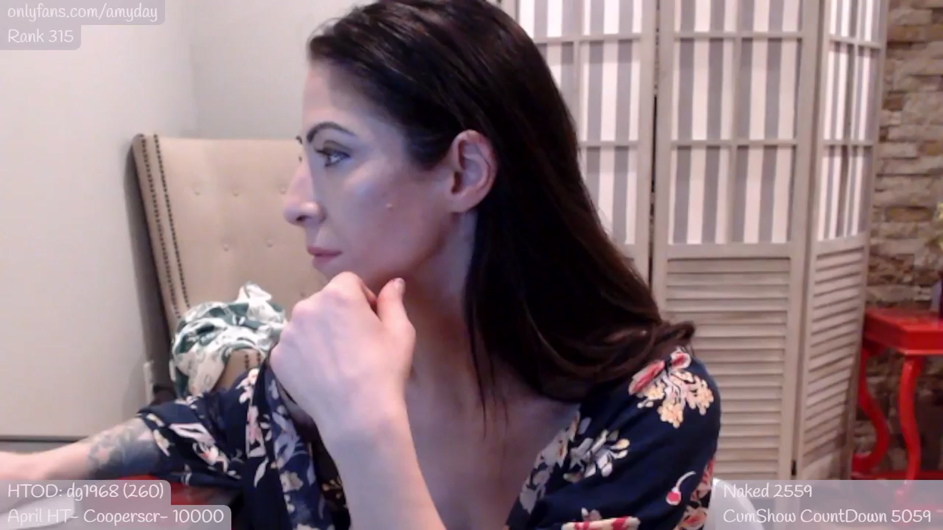 Gallery image thumbnail from AmyDay's myfreecams stream on, 04/08/2024, 05:06 image 8 of 20
