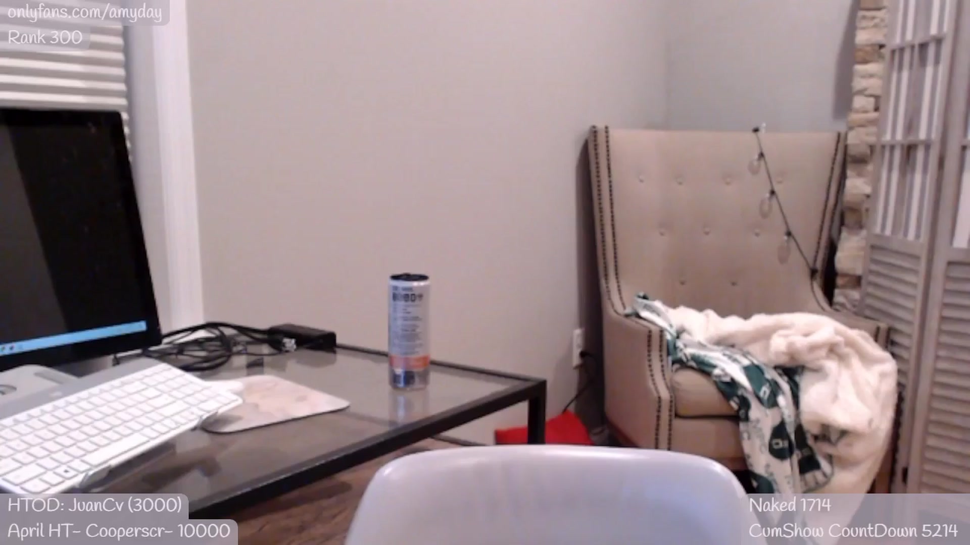 Gallery image thumbnail from AmyDay's myfreecams stream on, 04/09/2024, 04:48 image 1 of 20