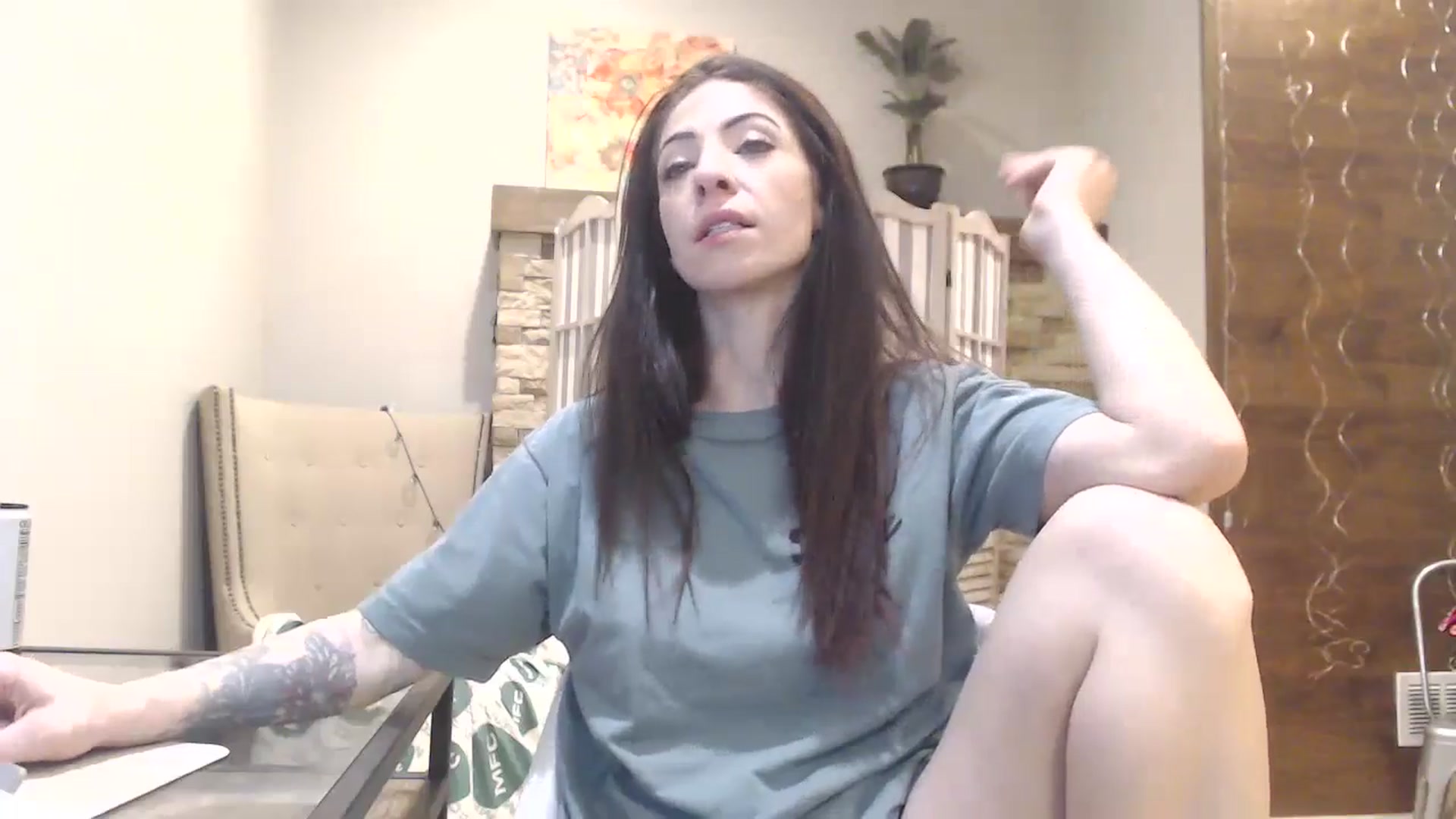 Gallery image thumbnail from AmyDay's myfreecams stream on, 04/22/2024, 06:02 image 5 of 20