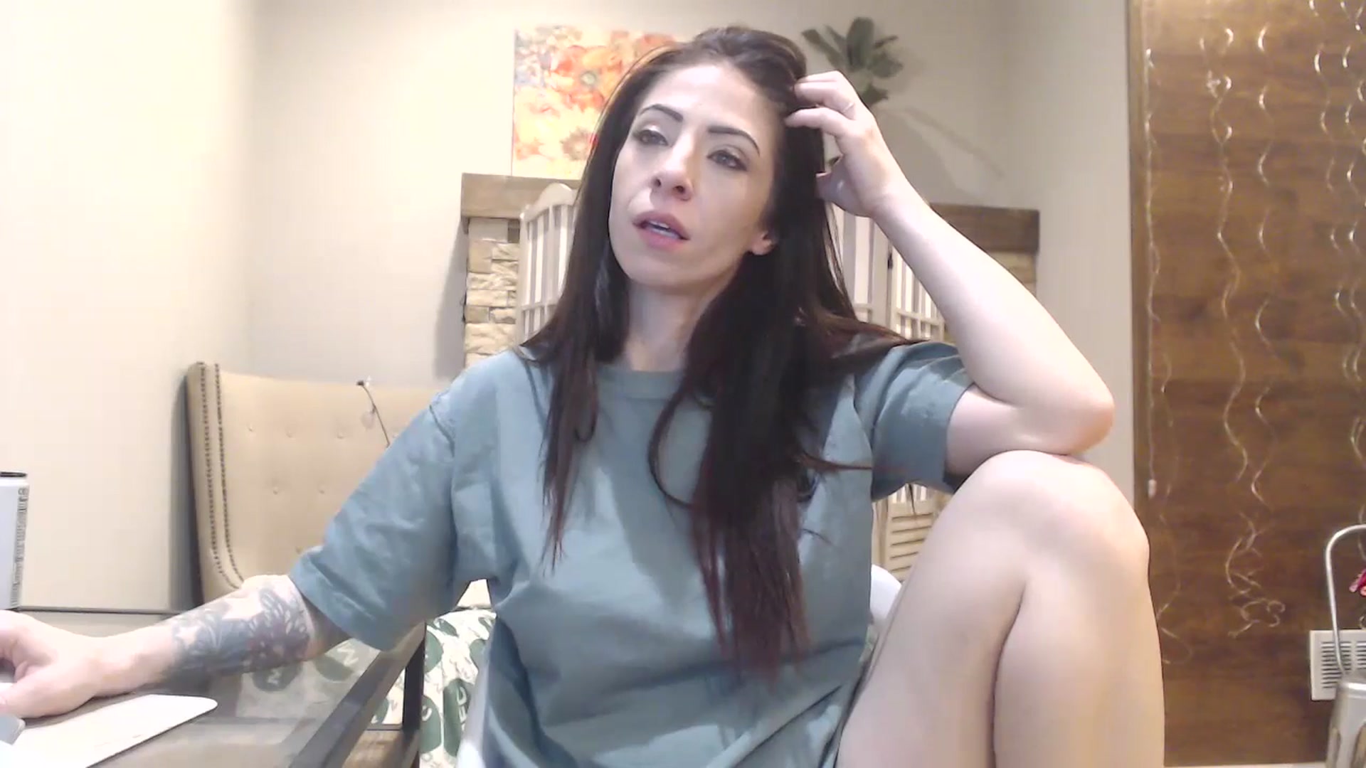 Gallery image thumbnail from AmyDay's myfreecams stream on, 04/22/2024, 06:02 image 4 of 20