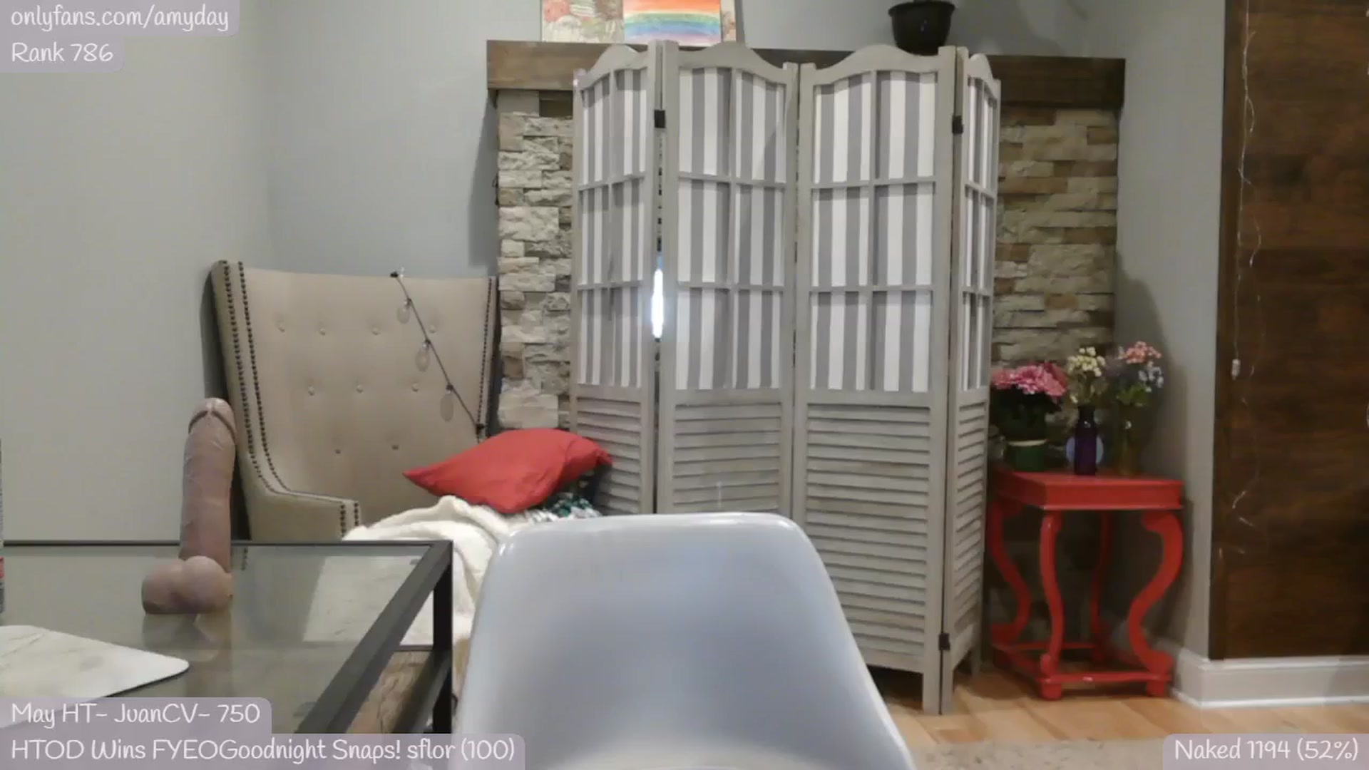 Gallery image thumbnail from AmyDay's myfreecams stream on, 05/07/2024, 17:06 image 13 of 20