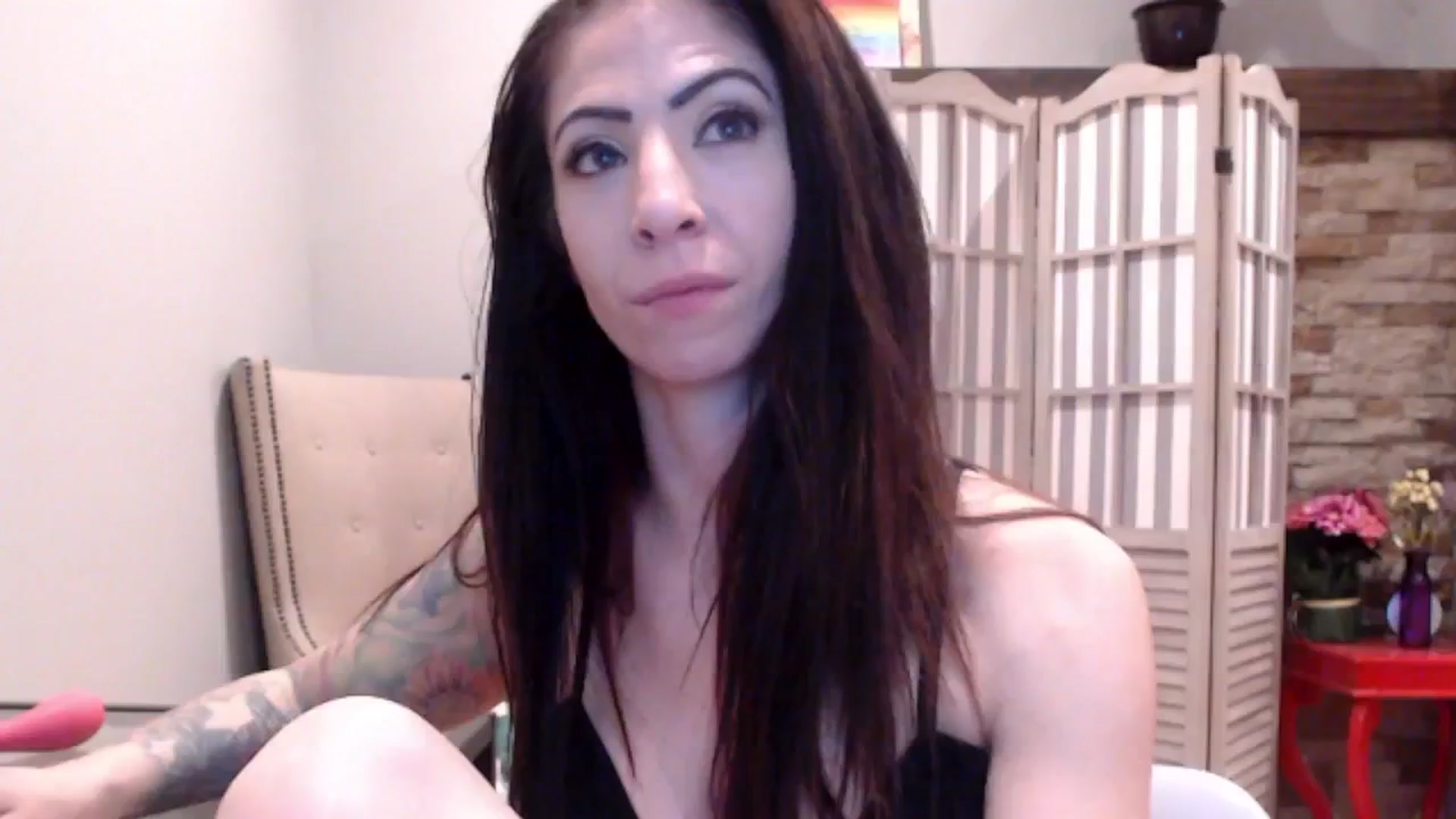 Gallery image thumbnail from AmyDay's myfreecams stream on, 05/17/2024, 05:56 image 2 of 20