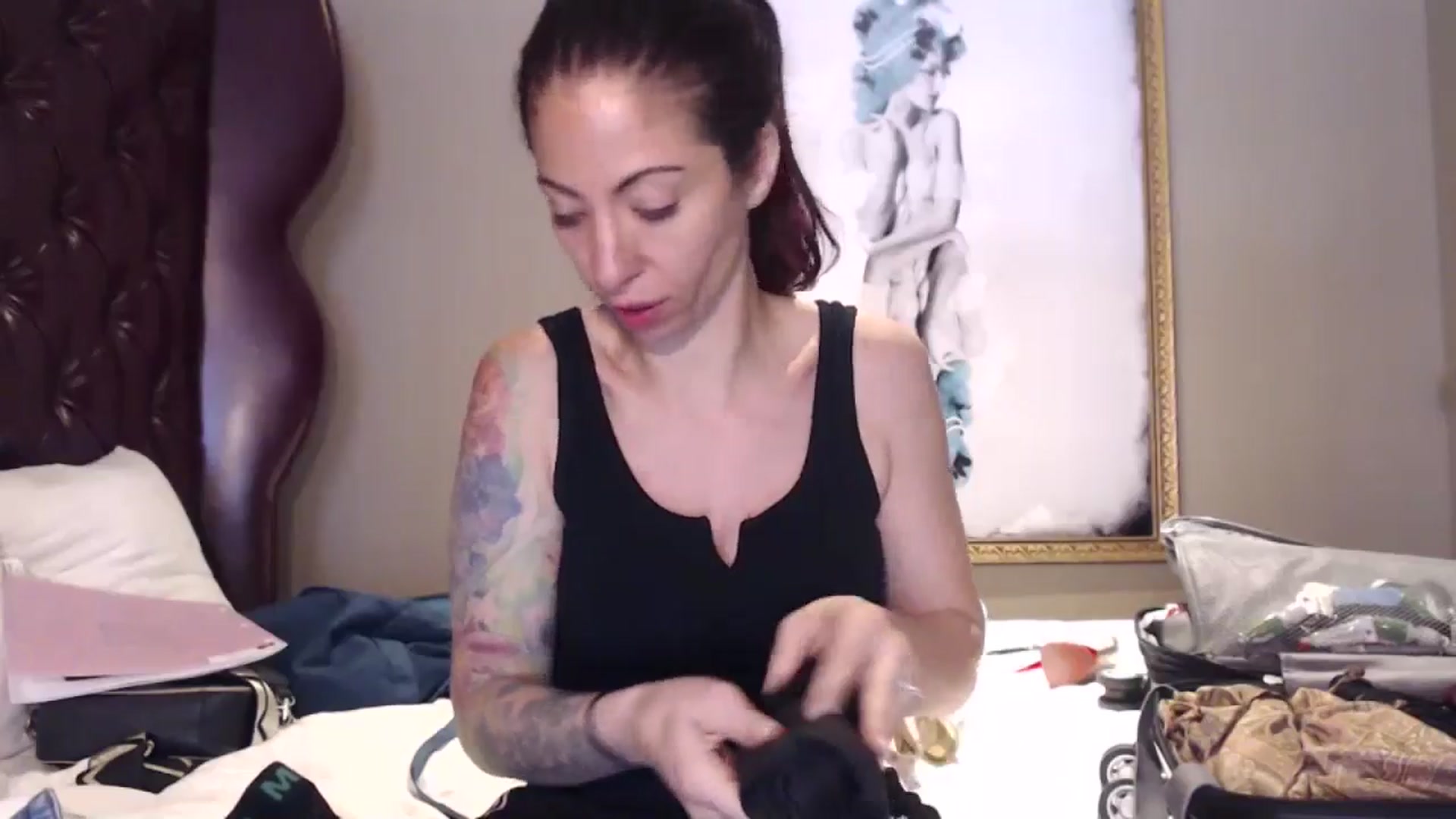 Gallery image thumbnail from AmyDay's myfreecams stream on, 05/24/2024, 15:38 image 17 of 20