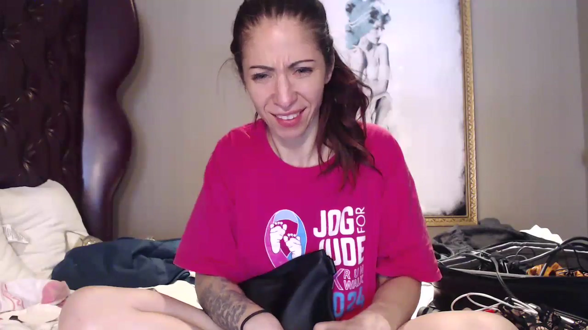 Gallery image thumbnail from AmyDay's myfreecams stream on, 05/24/2024, 15:38 image 5 of 20
