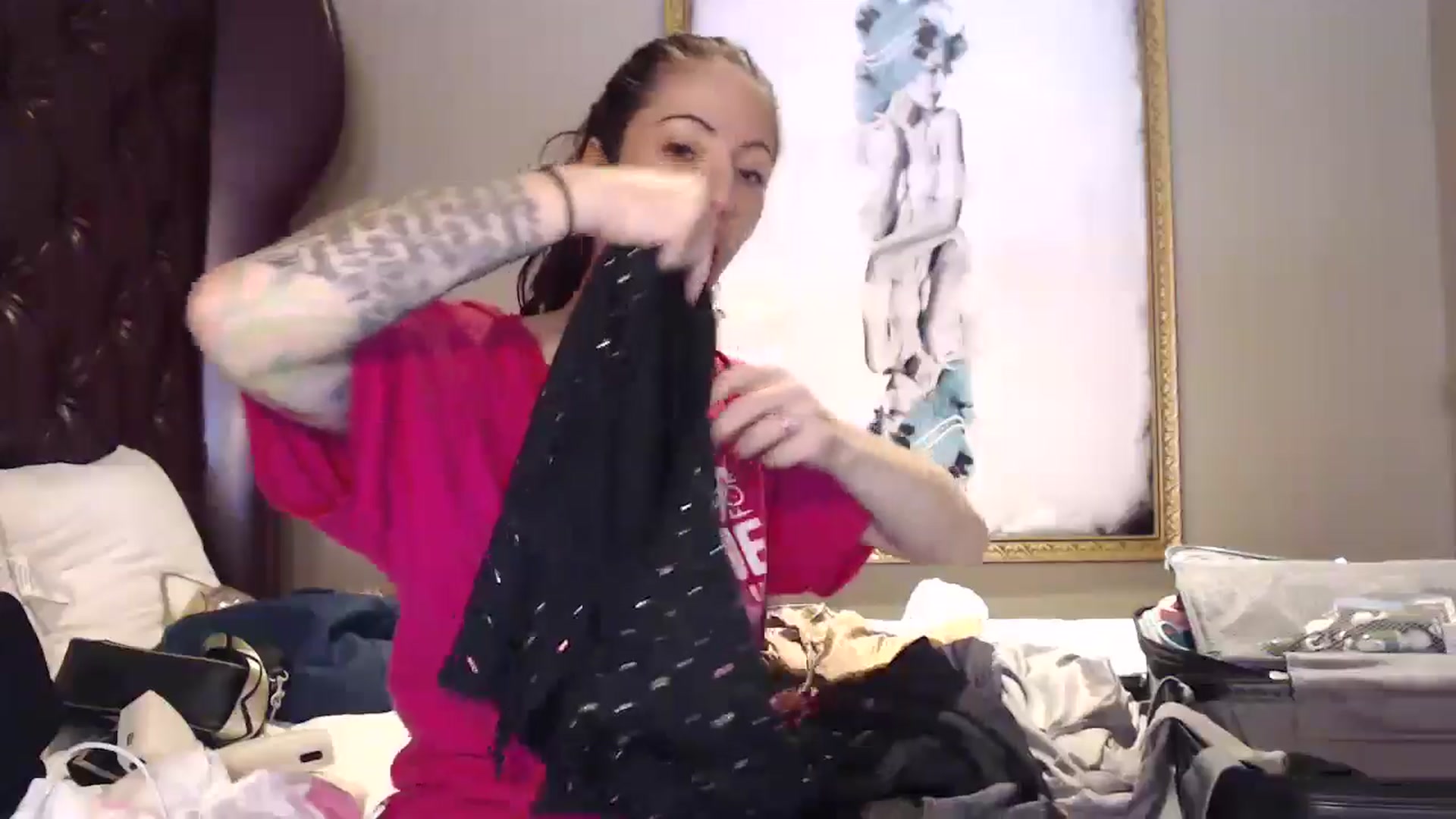 Gallery image thumbnail from AmyDay's myfreecams stream on, 05/24/2024, 15:38 image 13 of 20