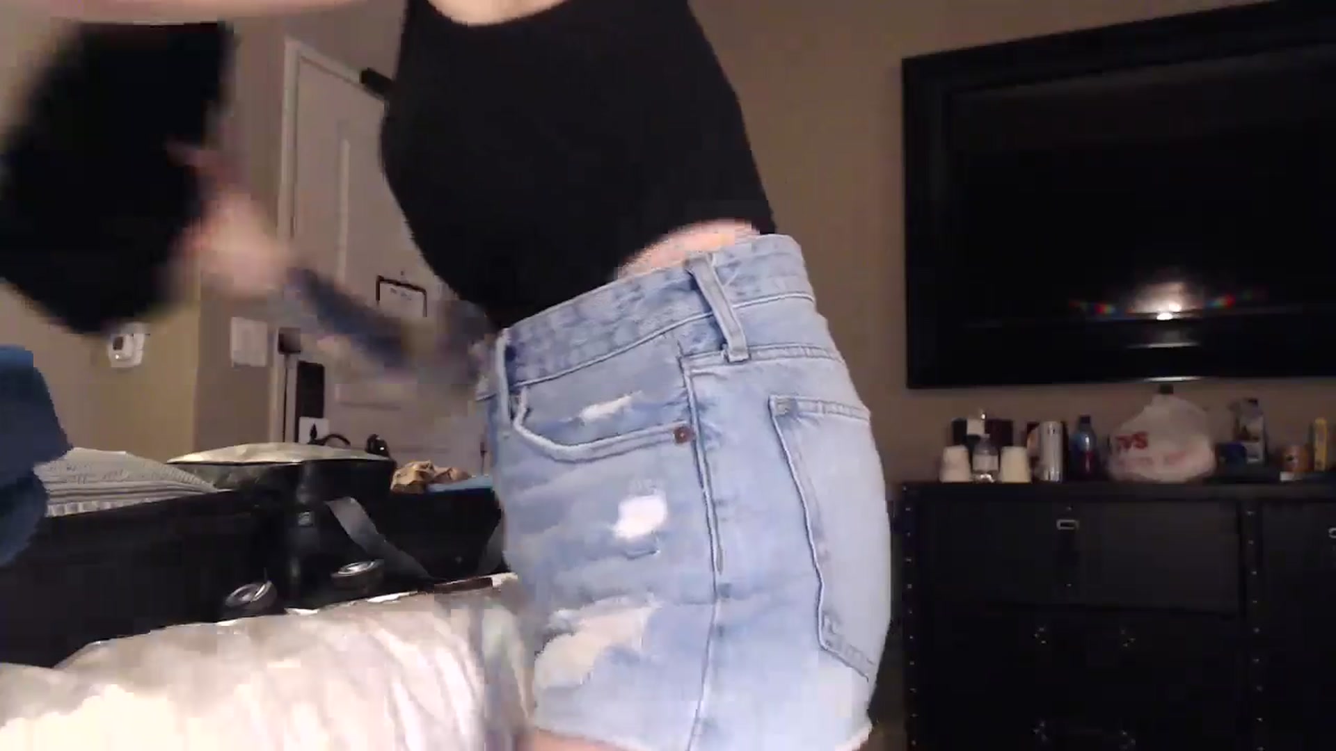 Gallery image thumbnail from AmyDay's myfreecams stream on, 05/24/2024, 16:12 image 20 of 20