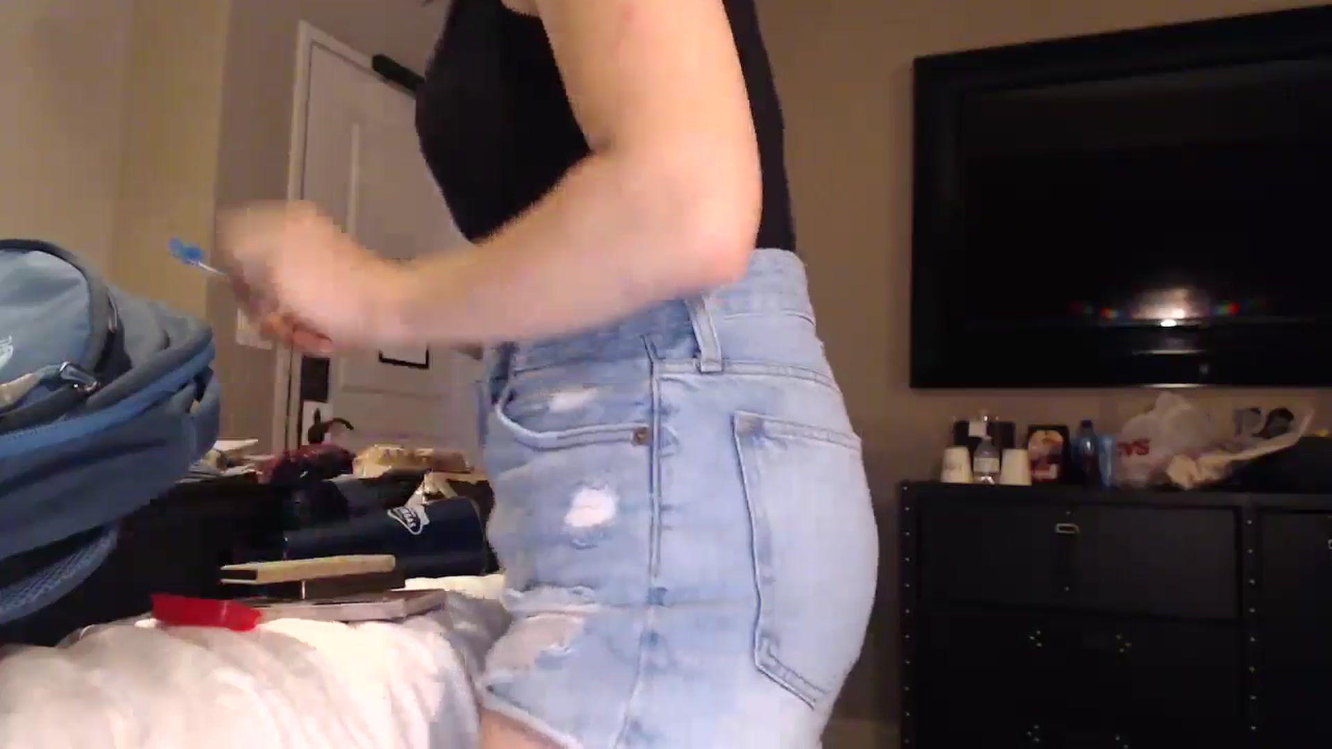 Gallery image thumbnail from AmyDay's myfreecams stream on, 05/24/2024, 16:12 image 17 of 20